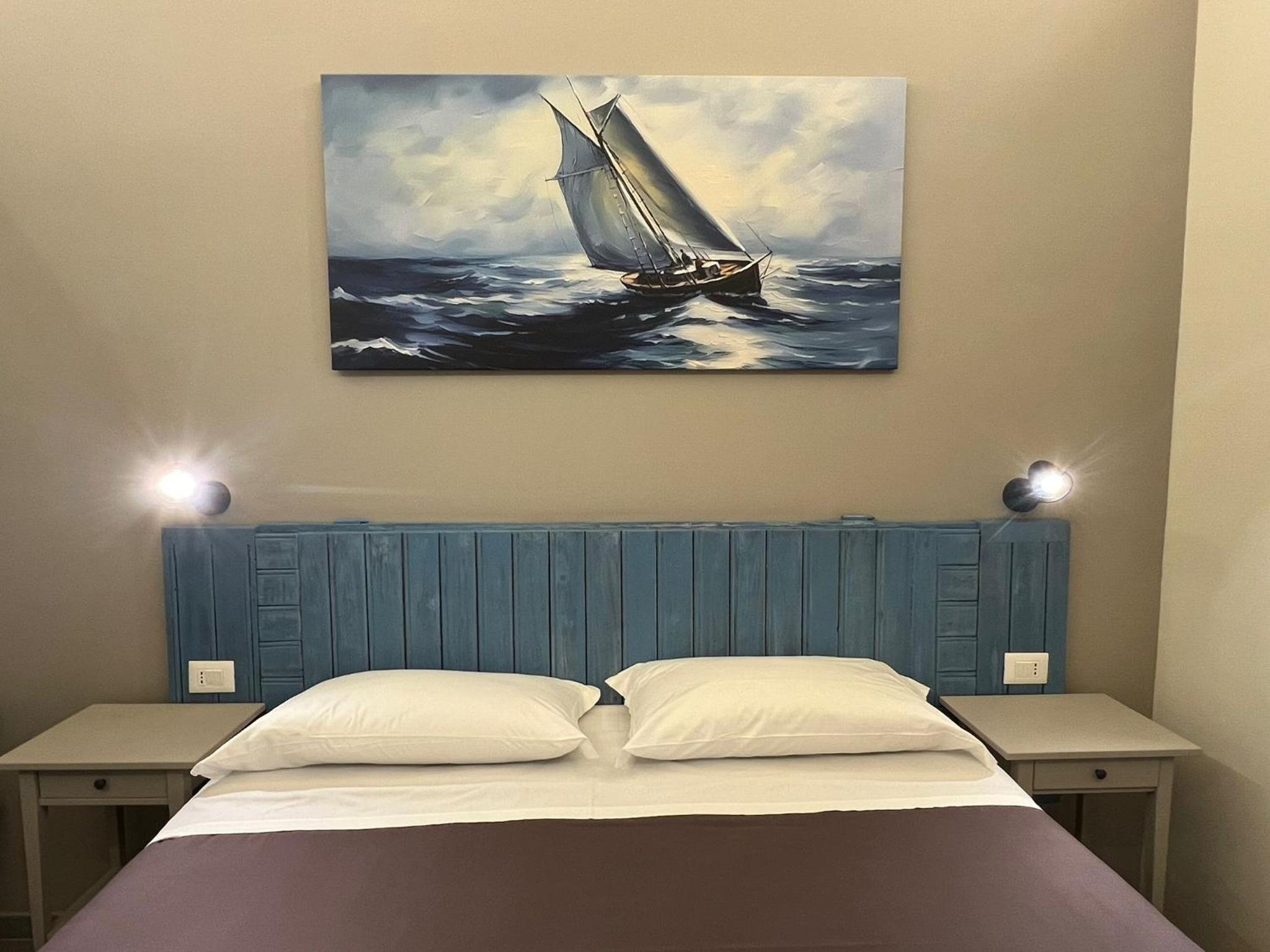 Deluxe Room (1 adult + 1 child)
