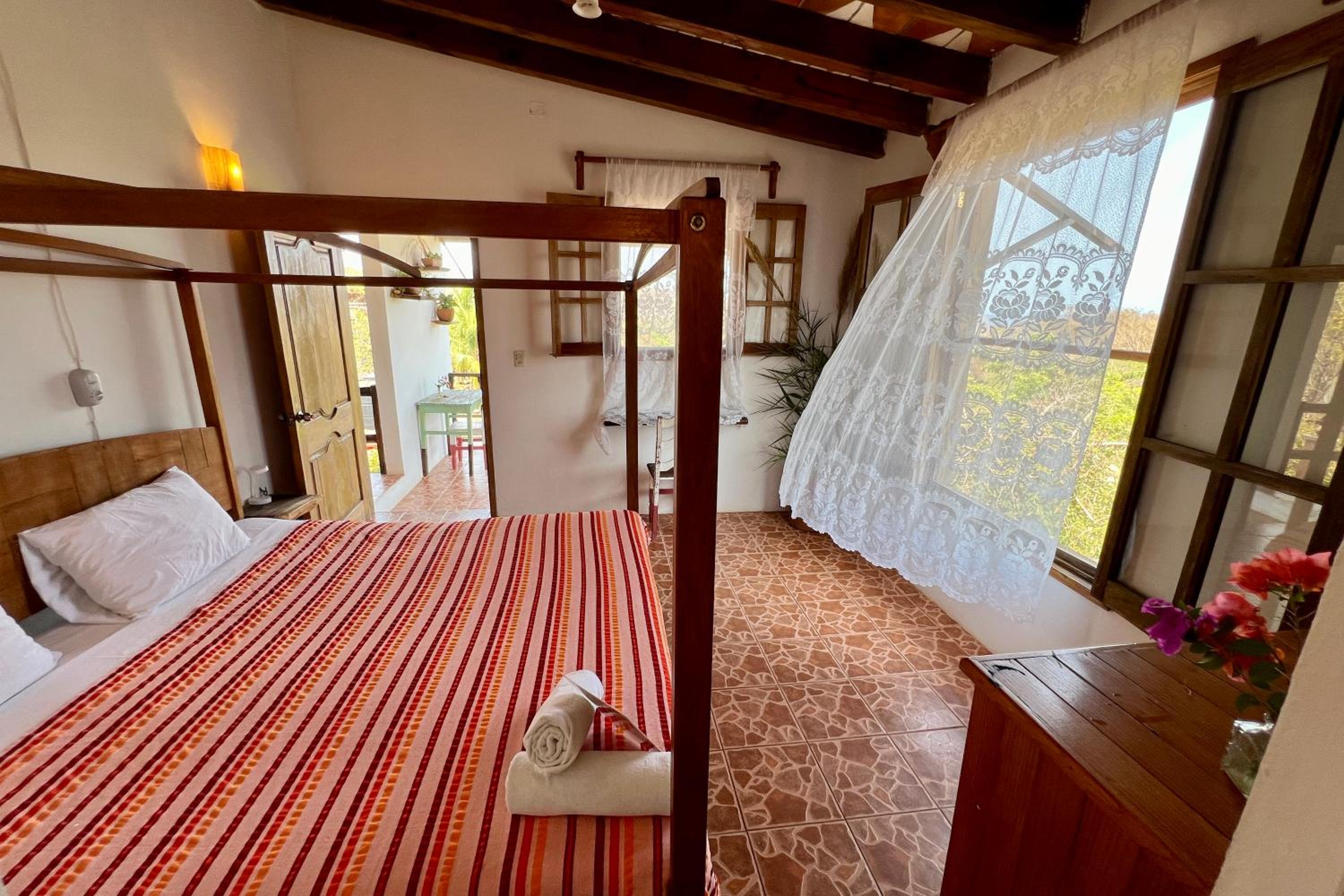 Deluxe Double Room with Balcony and Sea View photo 1