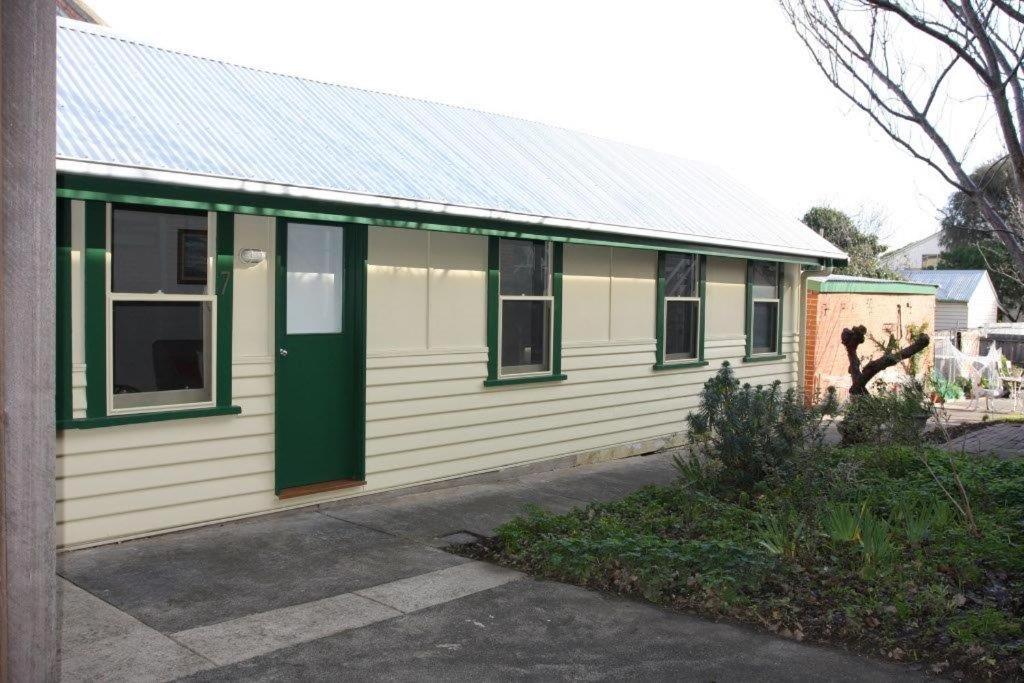 One-Bedroom House photo 3