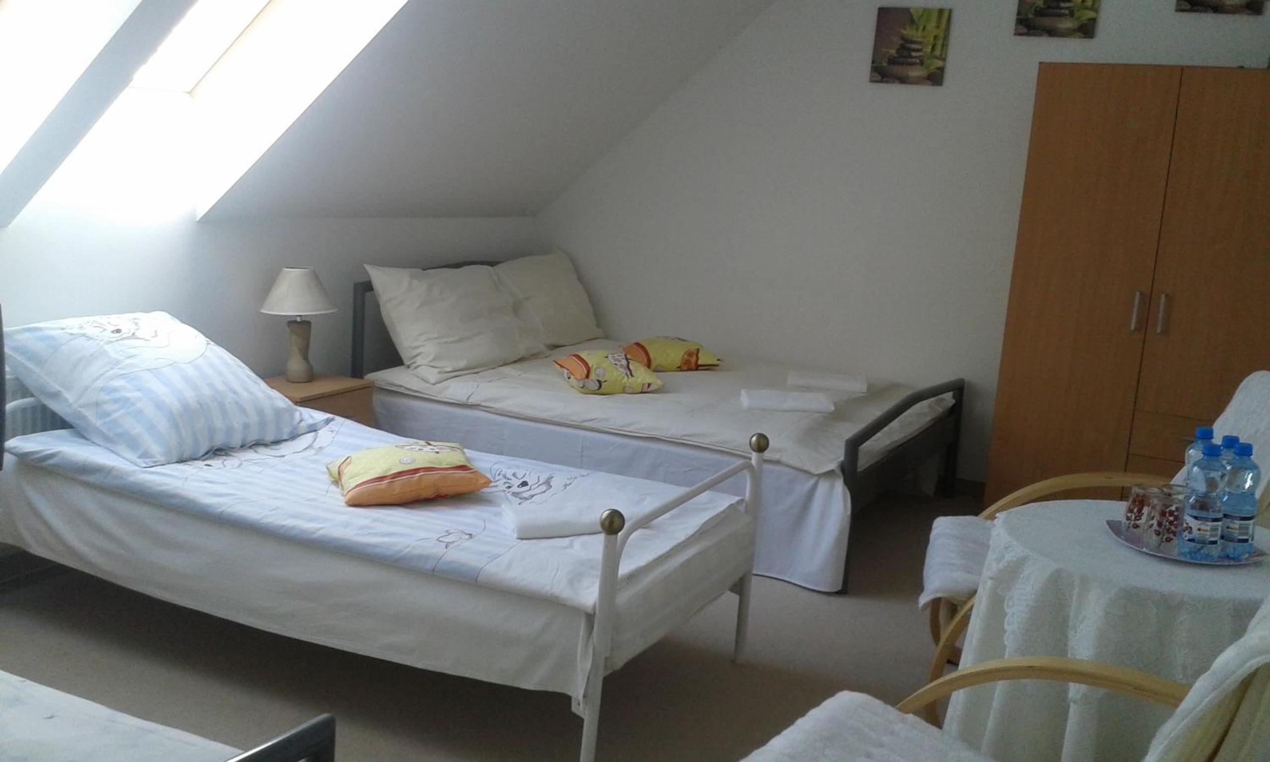 Quadruple Room with Bathroom photo 1