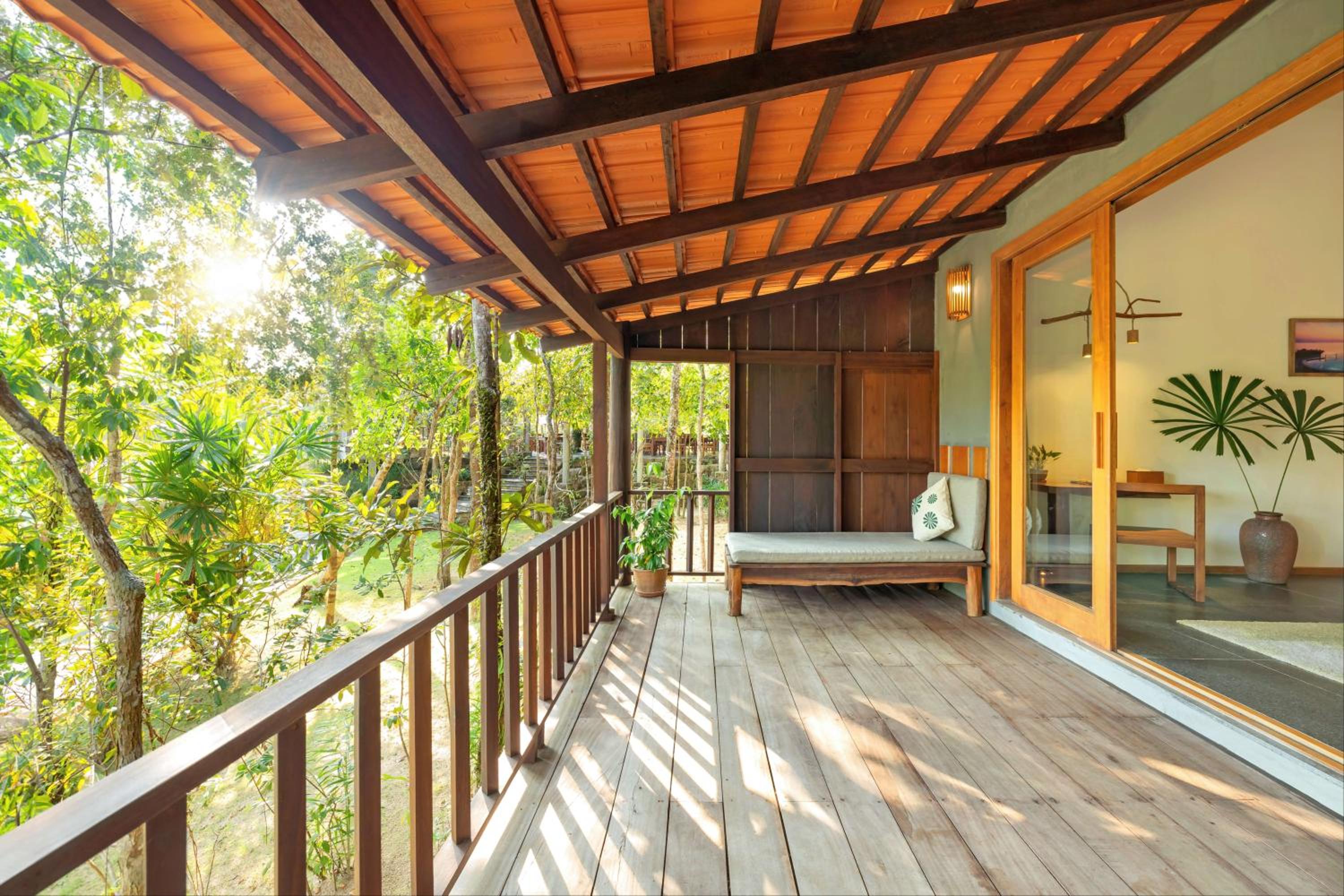 Family Pool Villa thumbnail 6