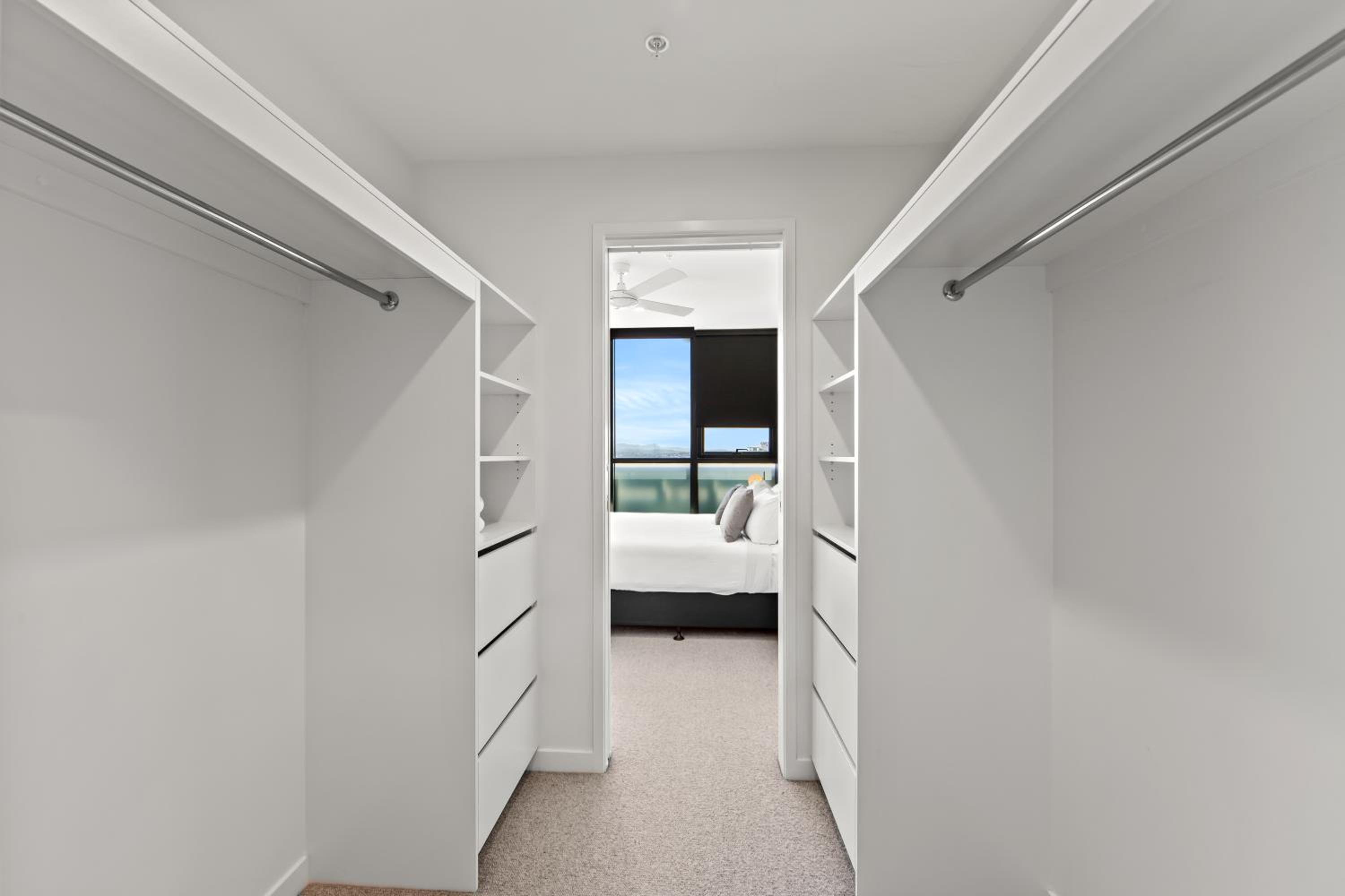 Two Bedroom One Bathroom Apartment - Photo 3