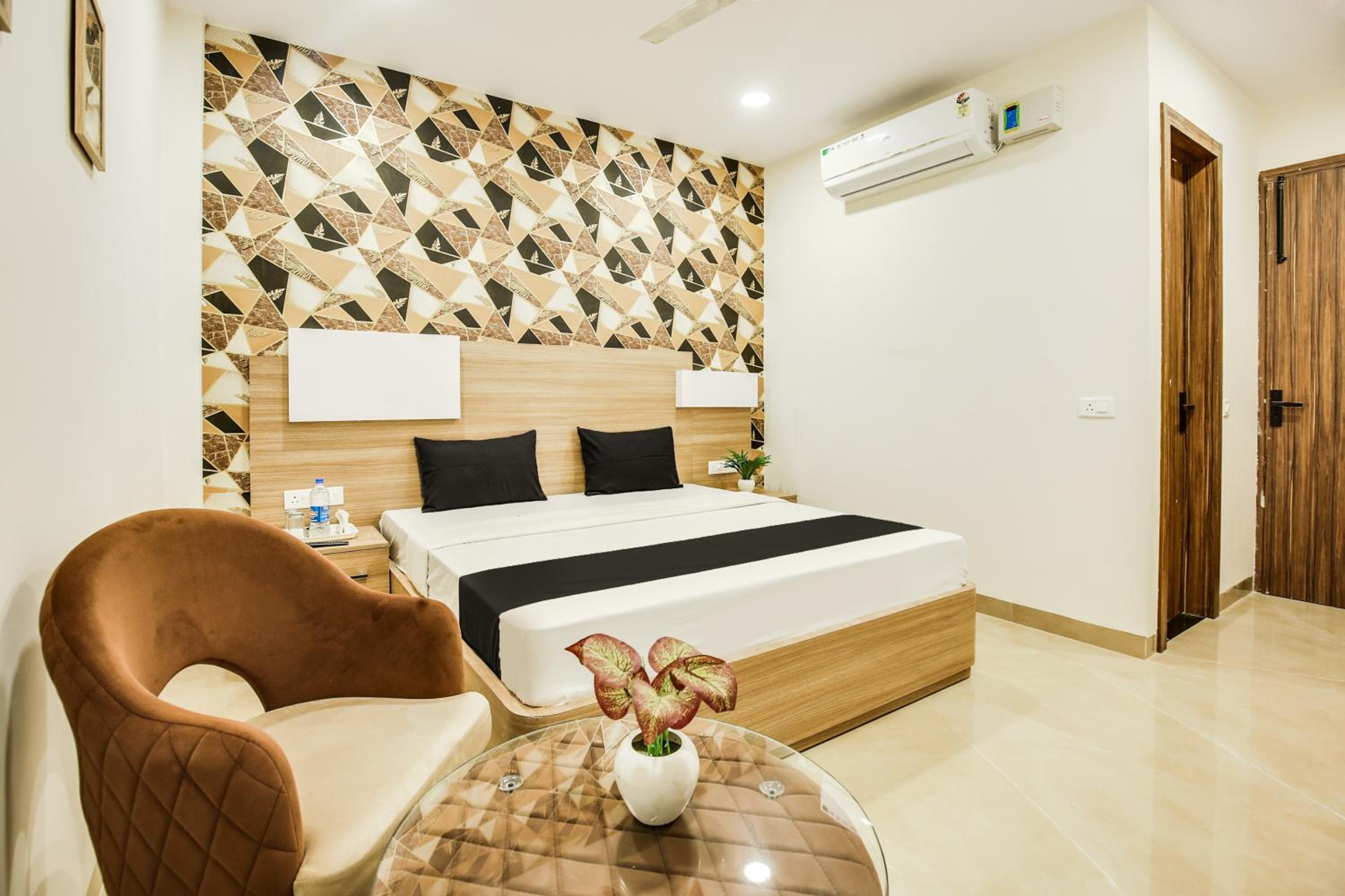 Classic Triple Room photo 1