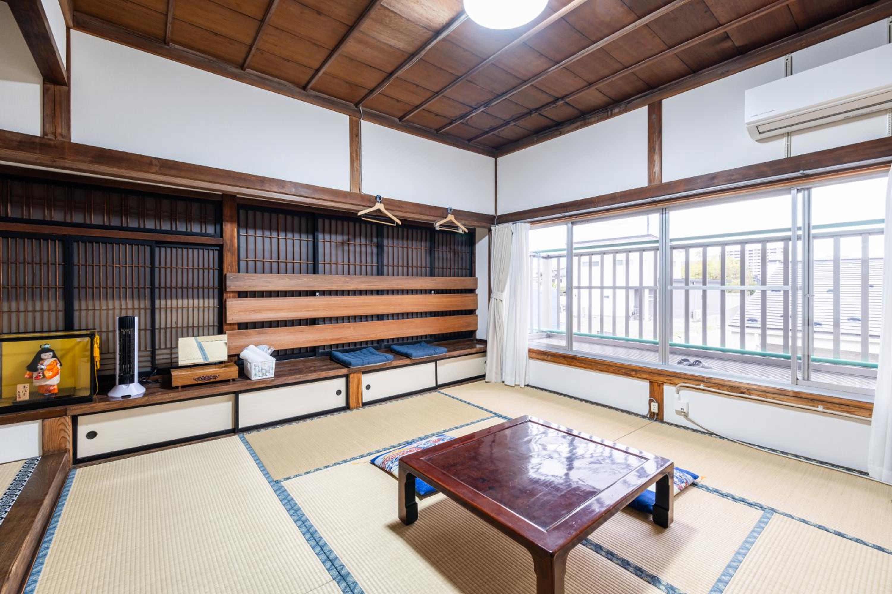 Quadruple Room - Photo 8