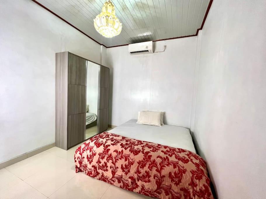 Three-Bedroom Villa photo 1