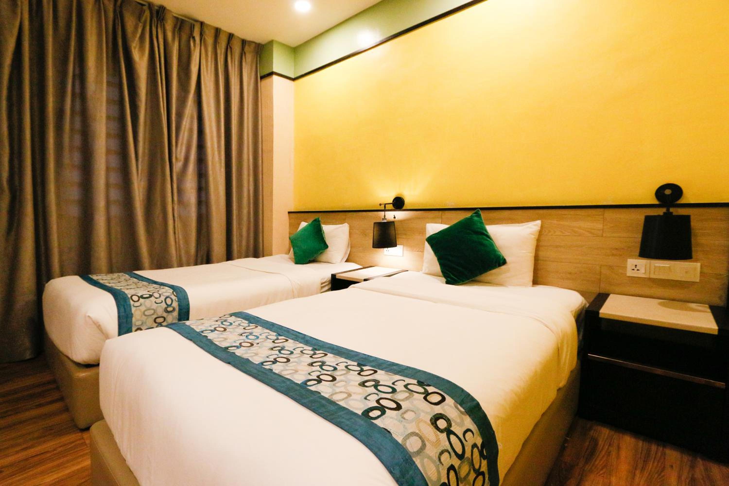 Standard Twin Room