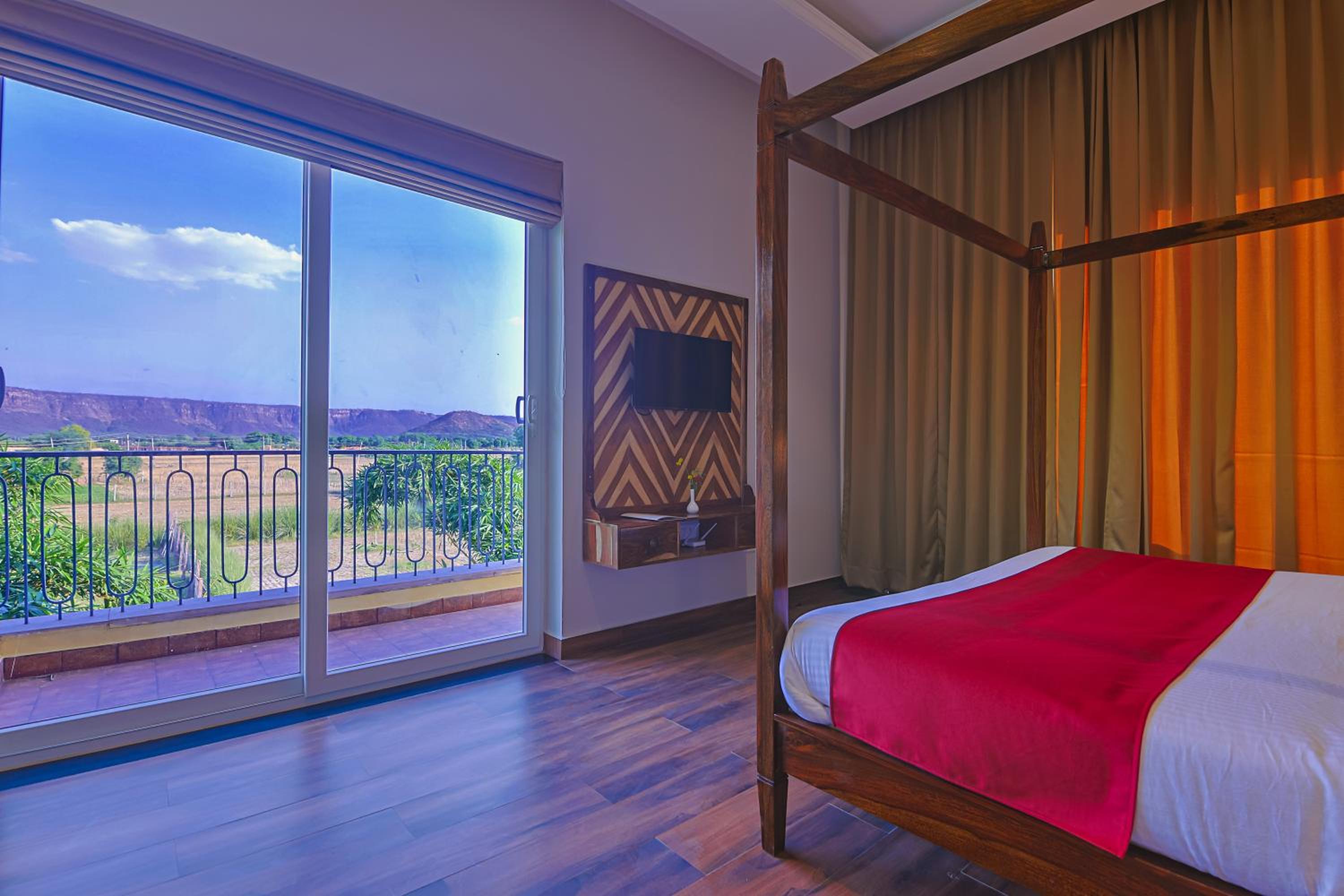 King Room with Pool View