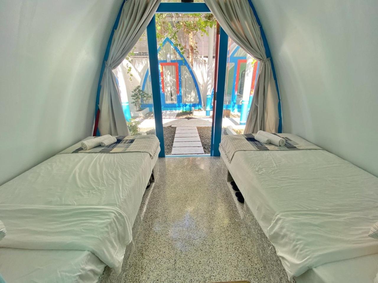 Twin Room - Photo 1