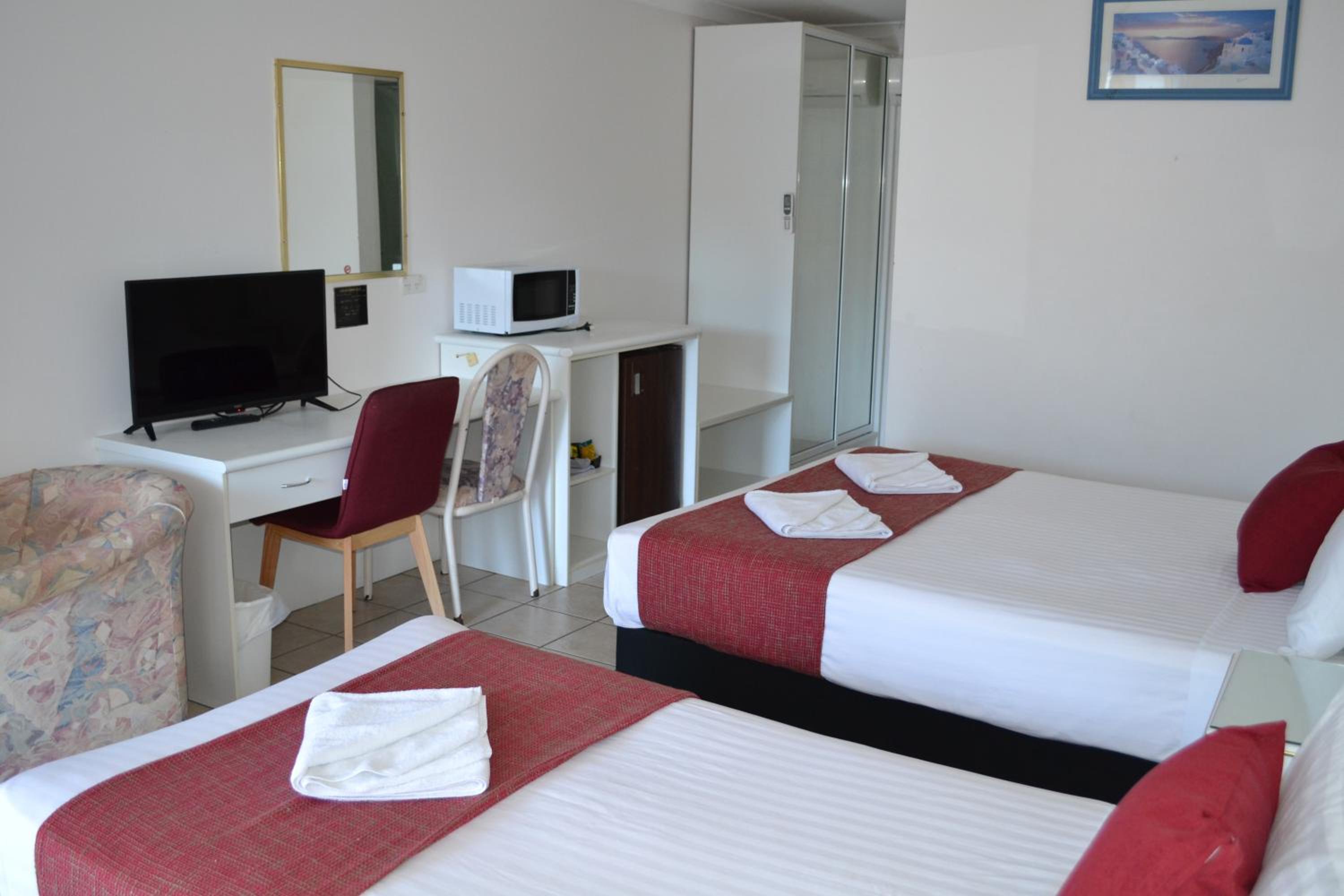 Standard Twin Room photo 1