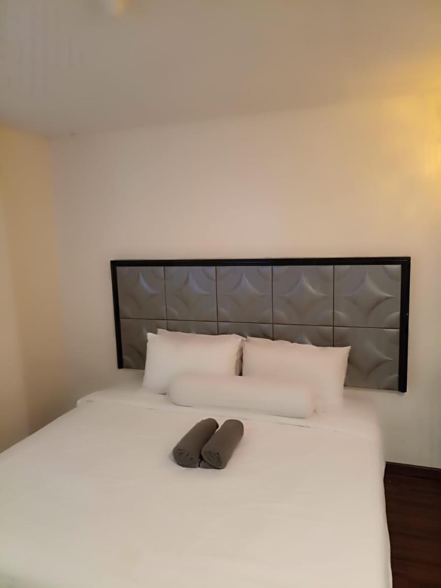 Standard Queen Room - Photo 1