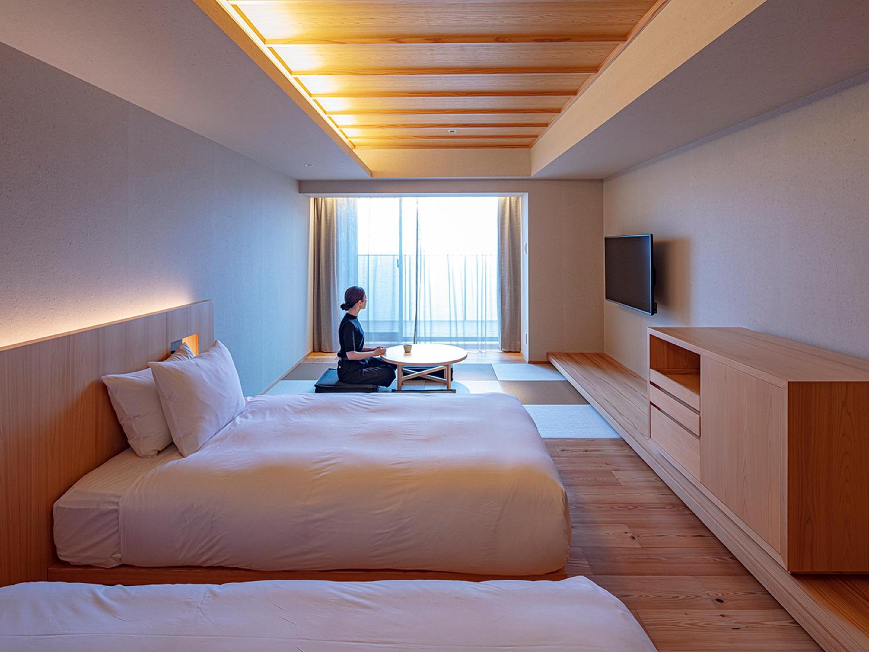 Standard Twin Room with Hot Spring - Photo 9