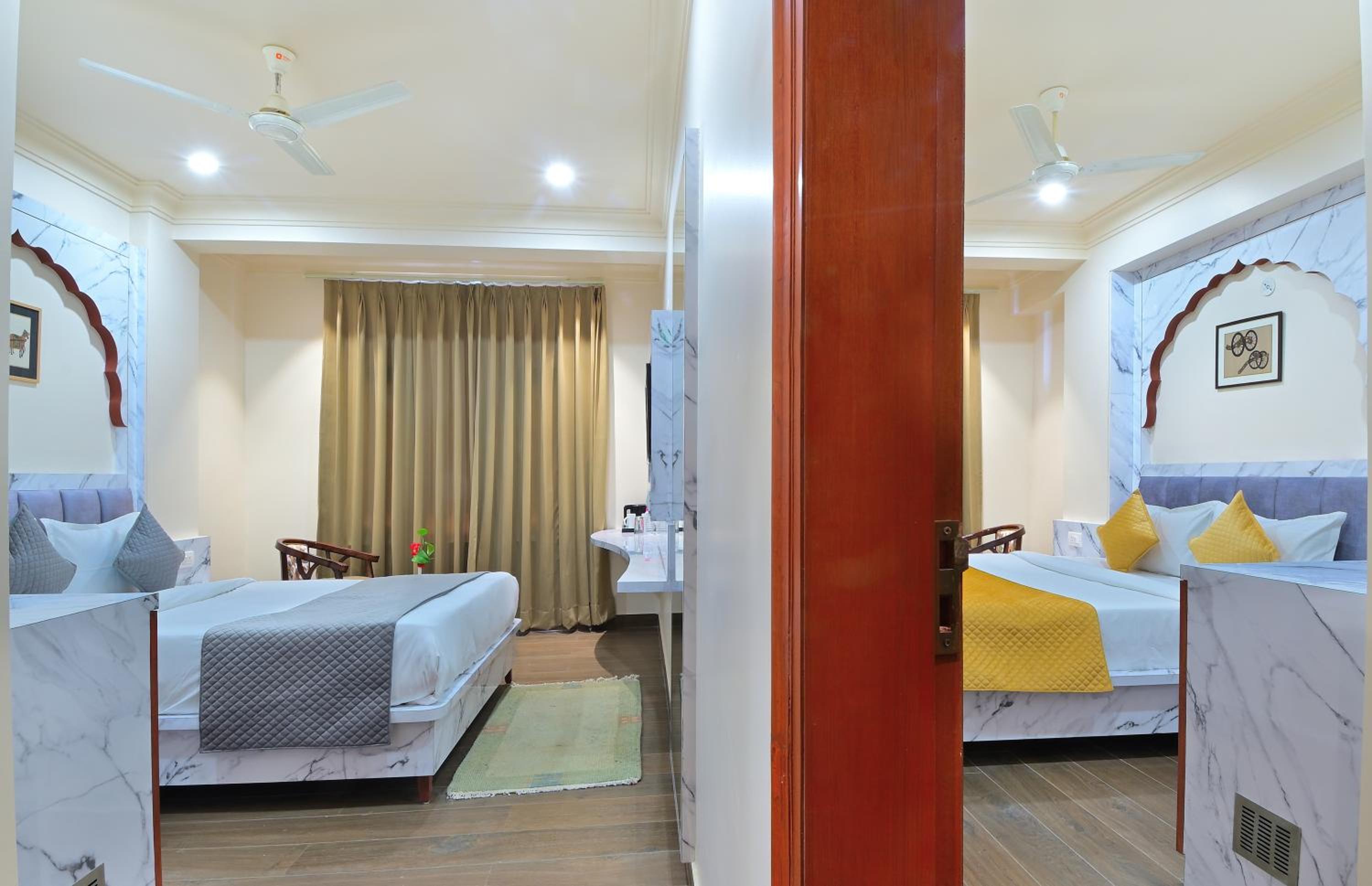 Deluxe Queen Room with Two Queen Beds