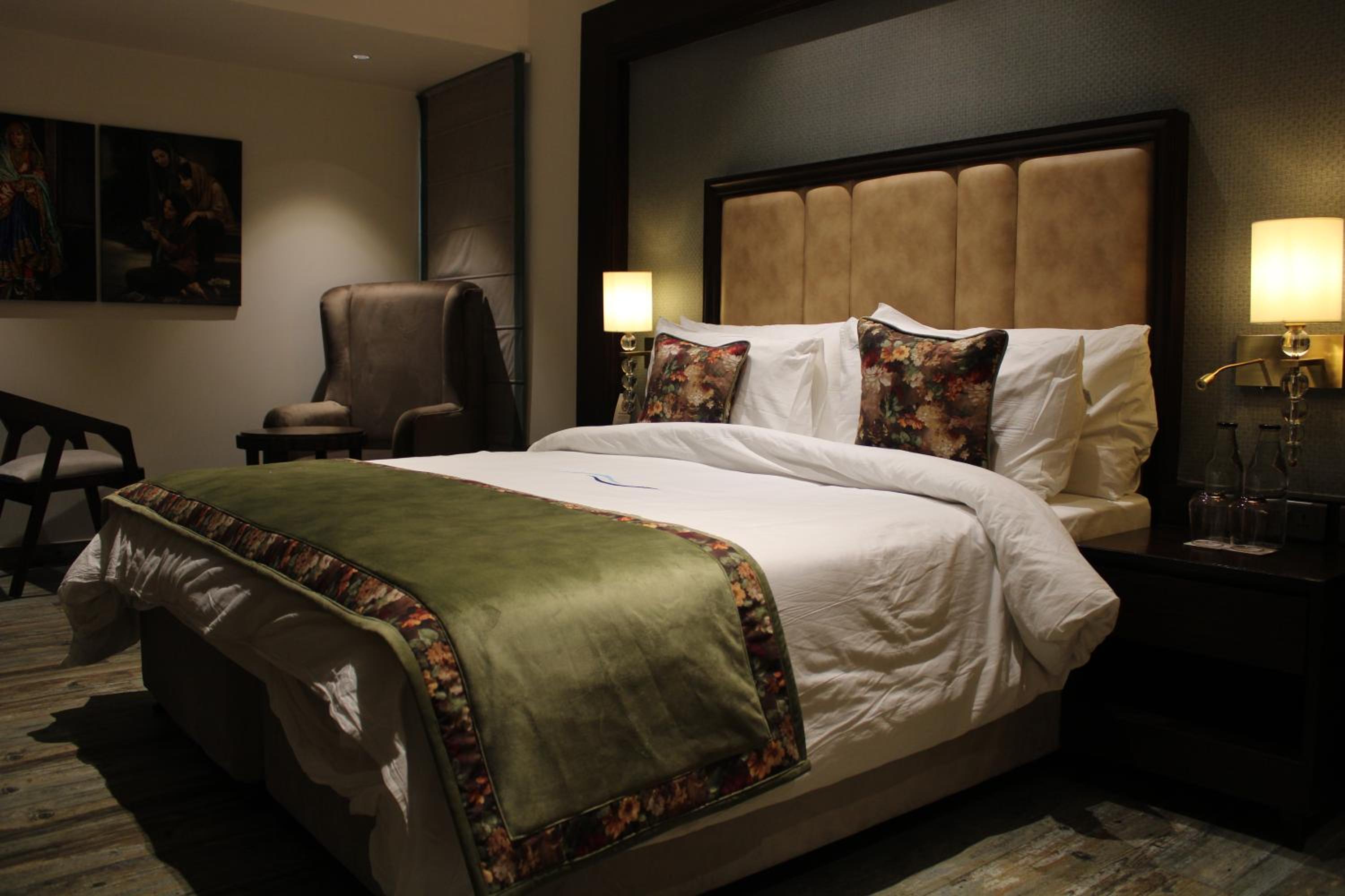 Superior King Room