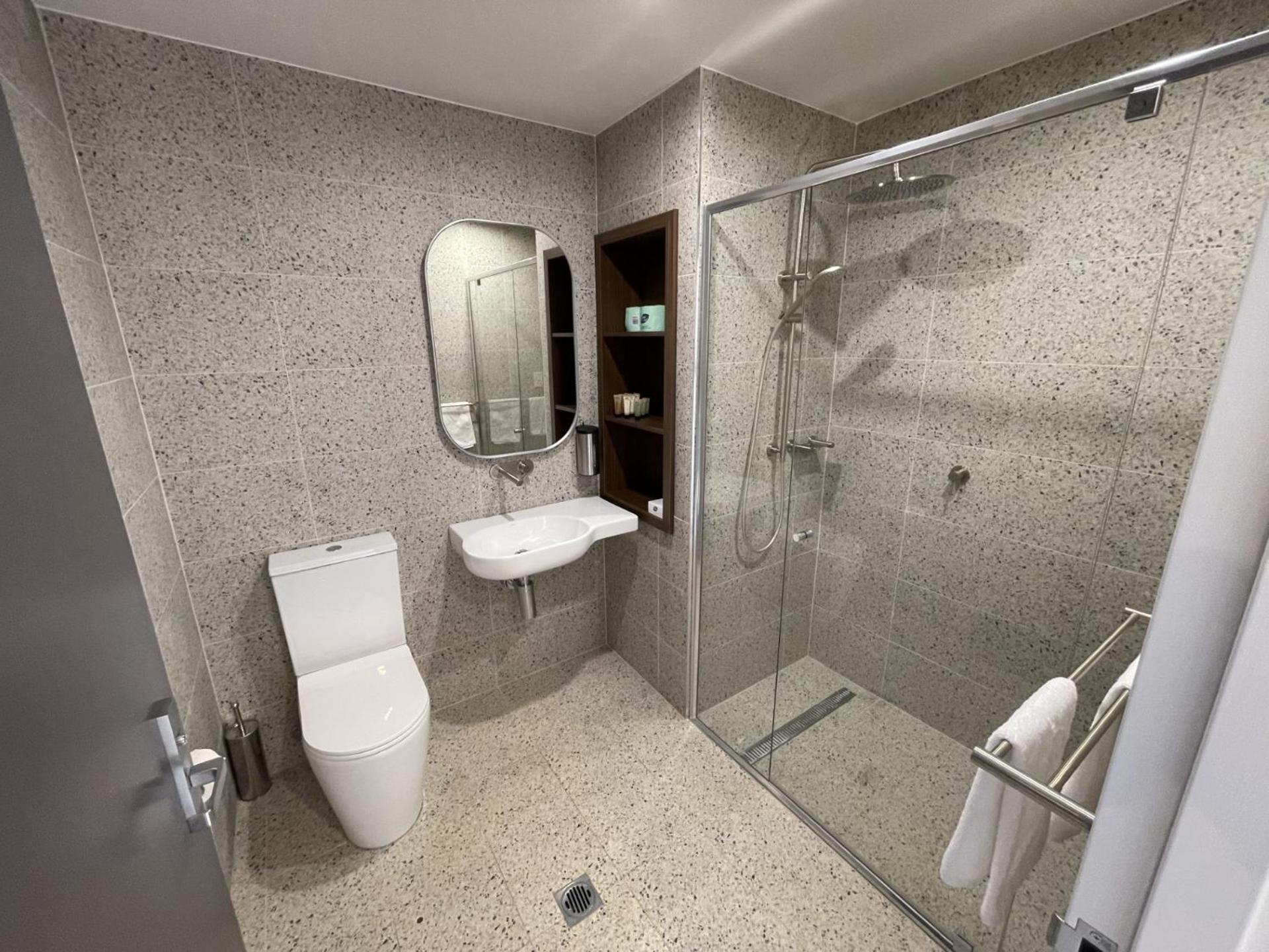 Basic Triple Room photo 2