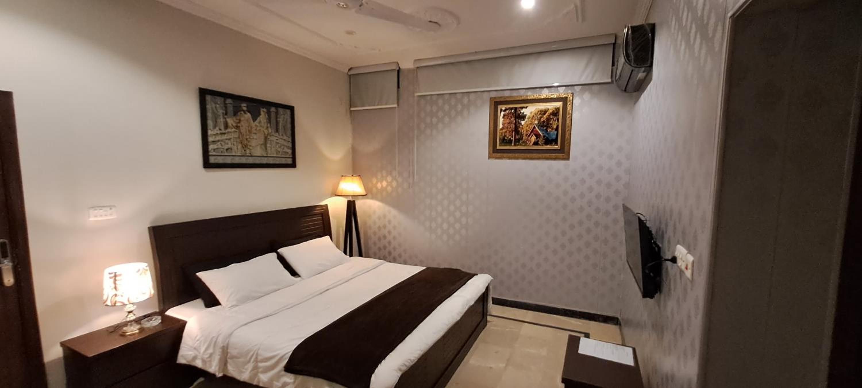 Budget Double Room photo 1
