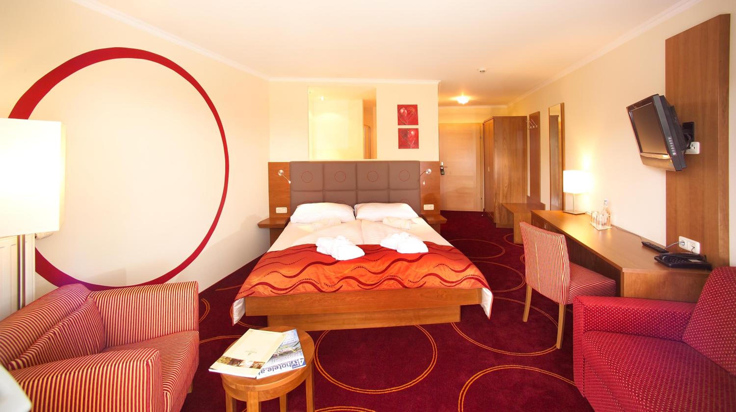 Superior Double Room with Lake View photo 3