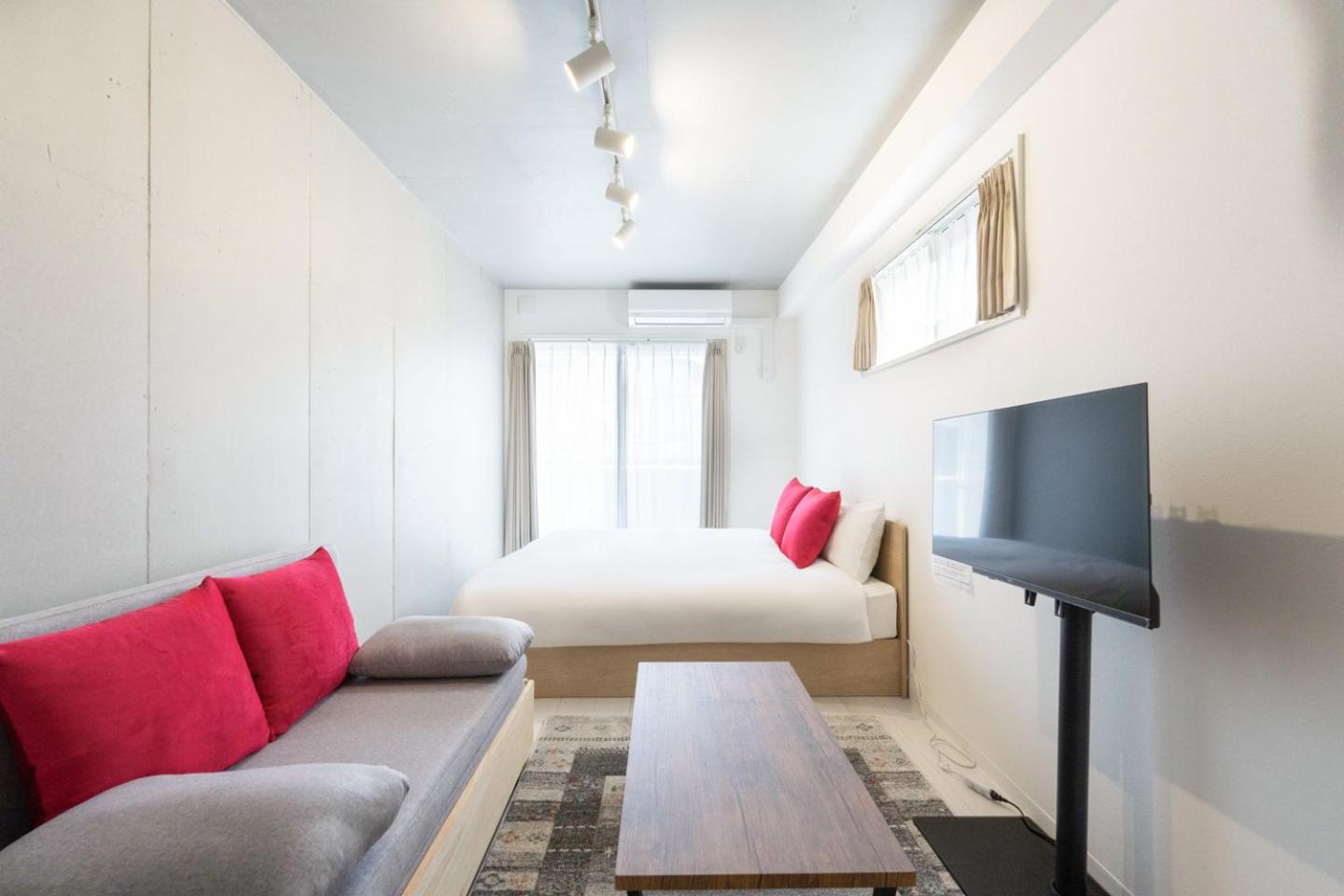 Apartment photo 1
