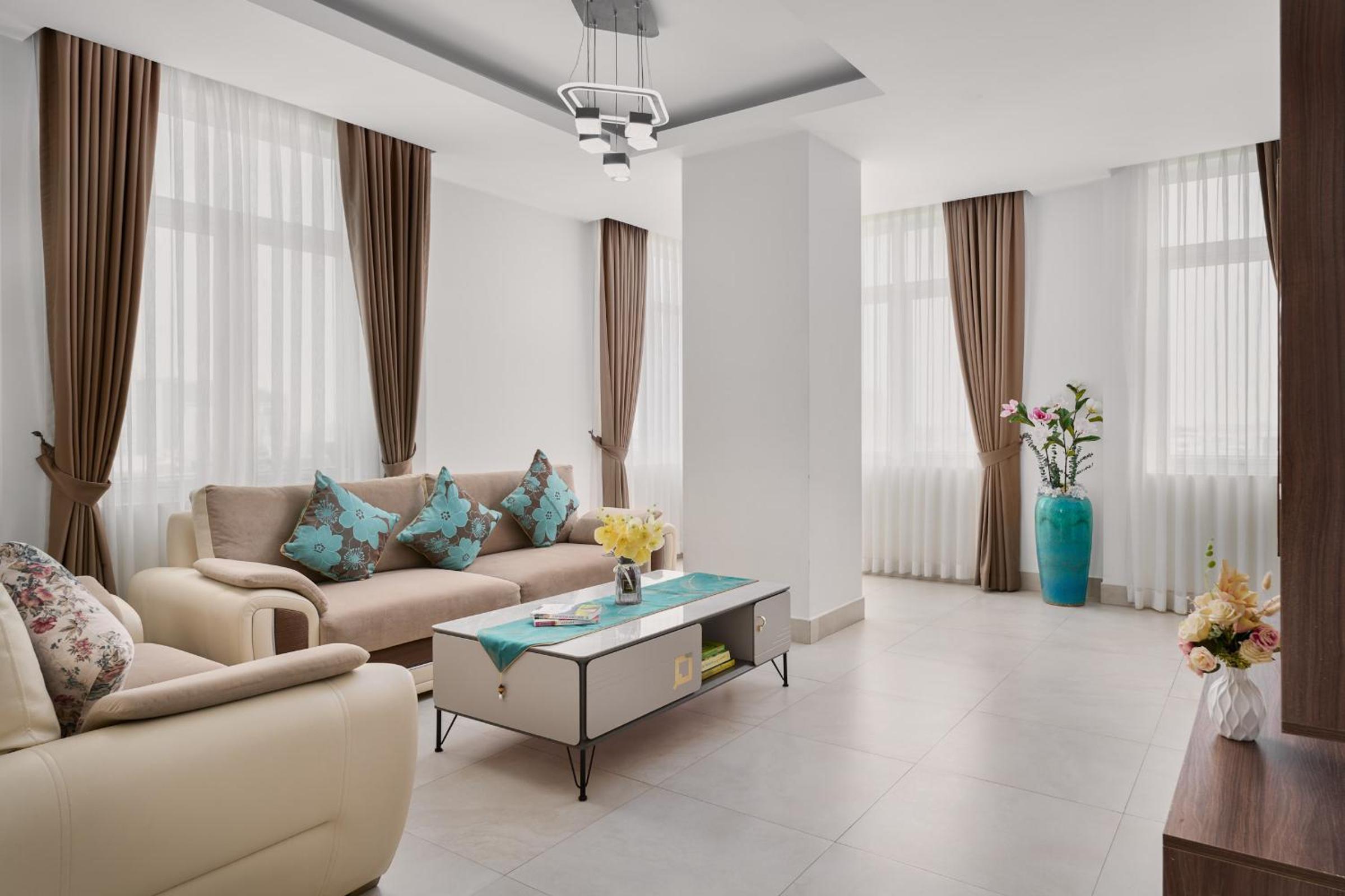 Penthouse Apartment photo 2