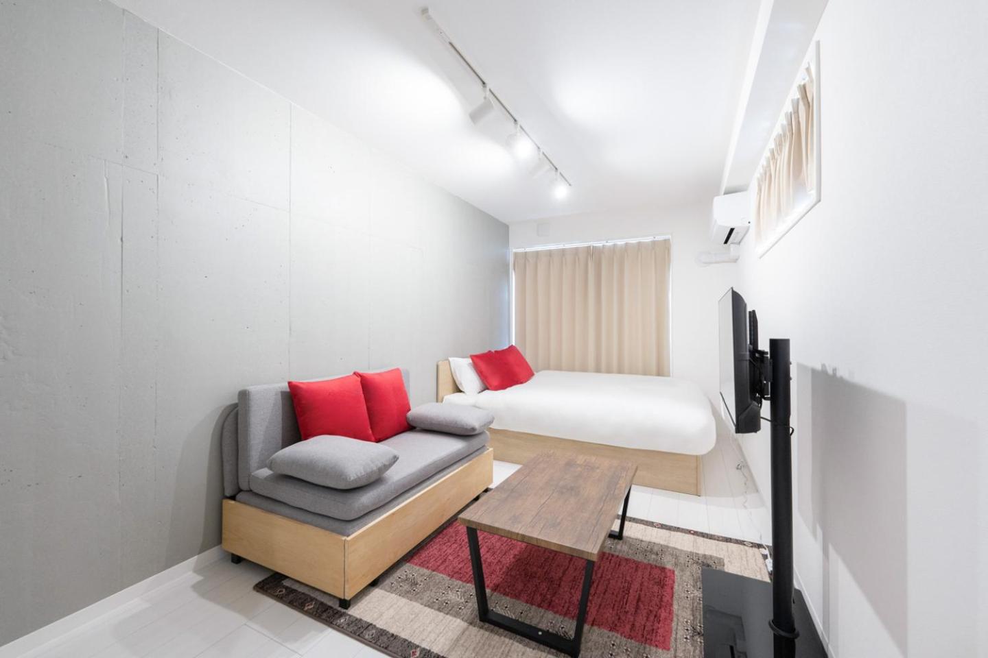 Apartment photo 1