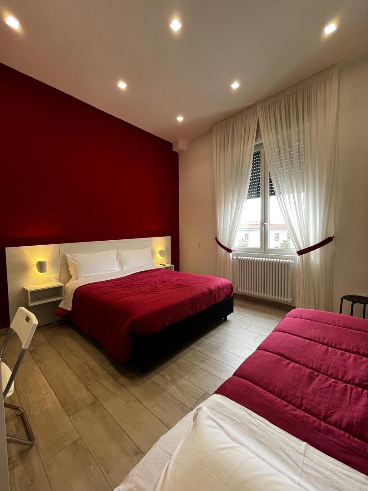 Triple Room with City View