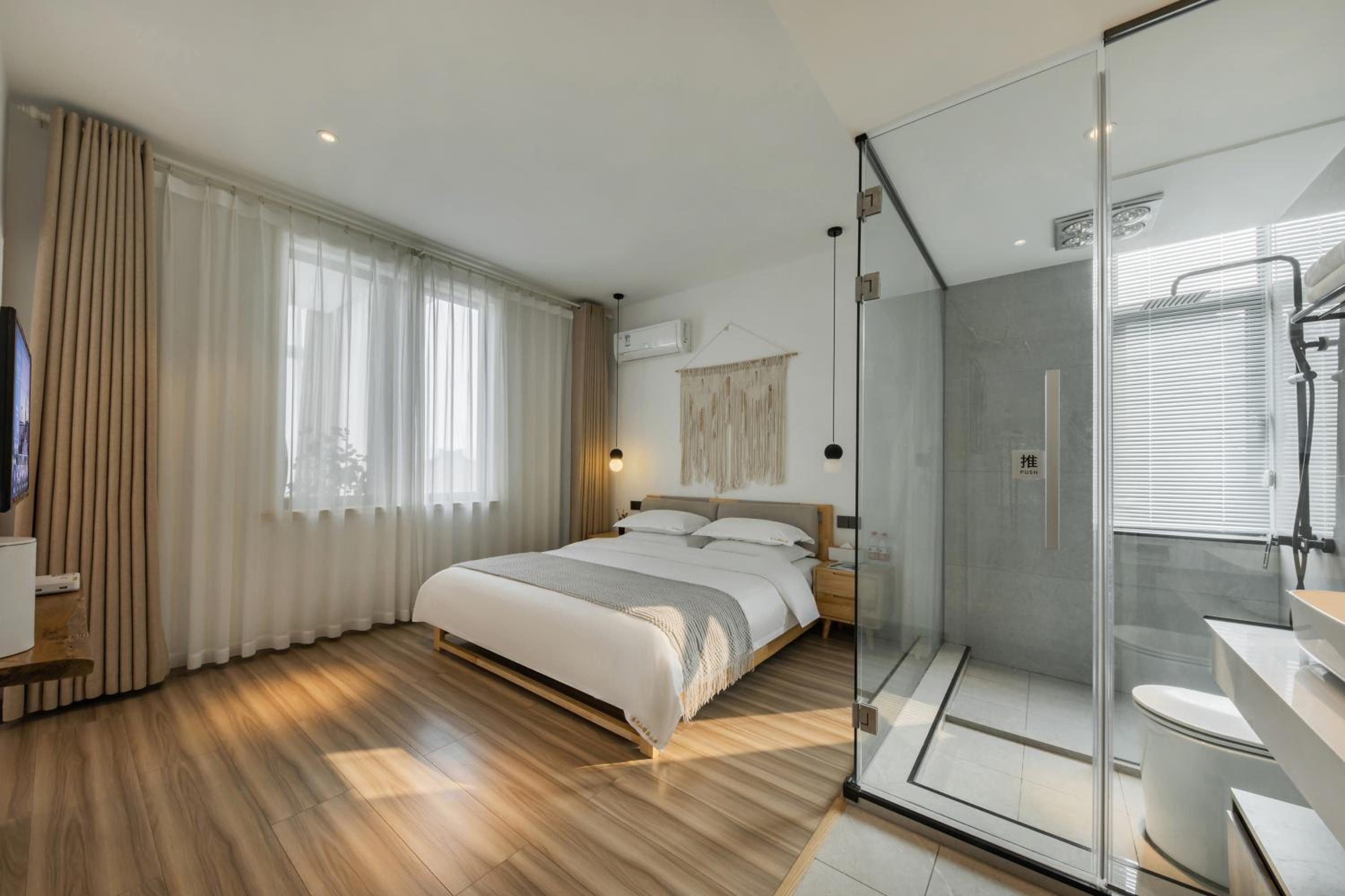 Superior Double Or Twin Room With Terrace photo 3