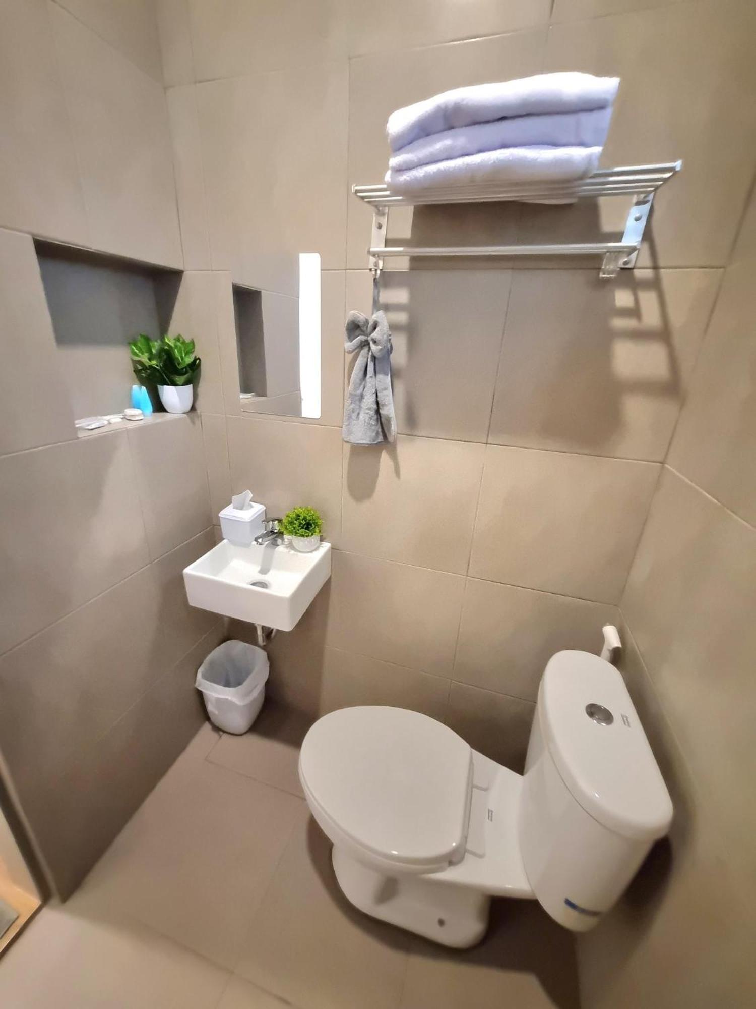 Triple Room with Private Bathroom photo 3