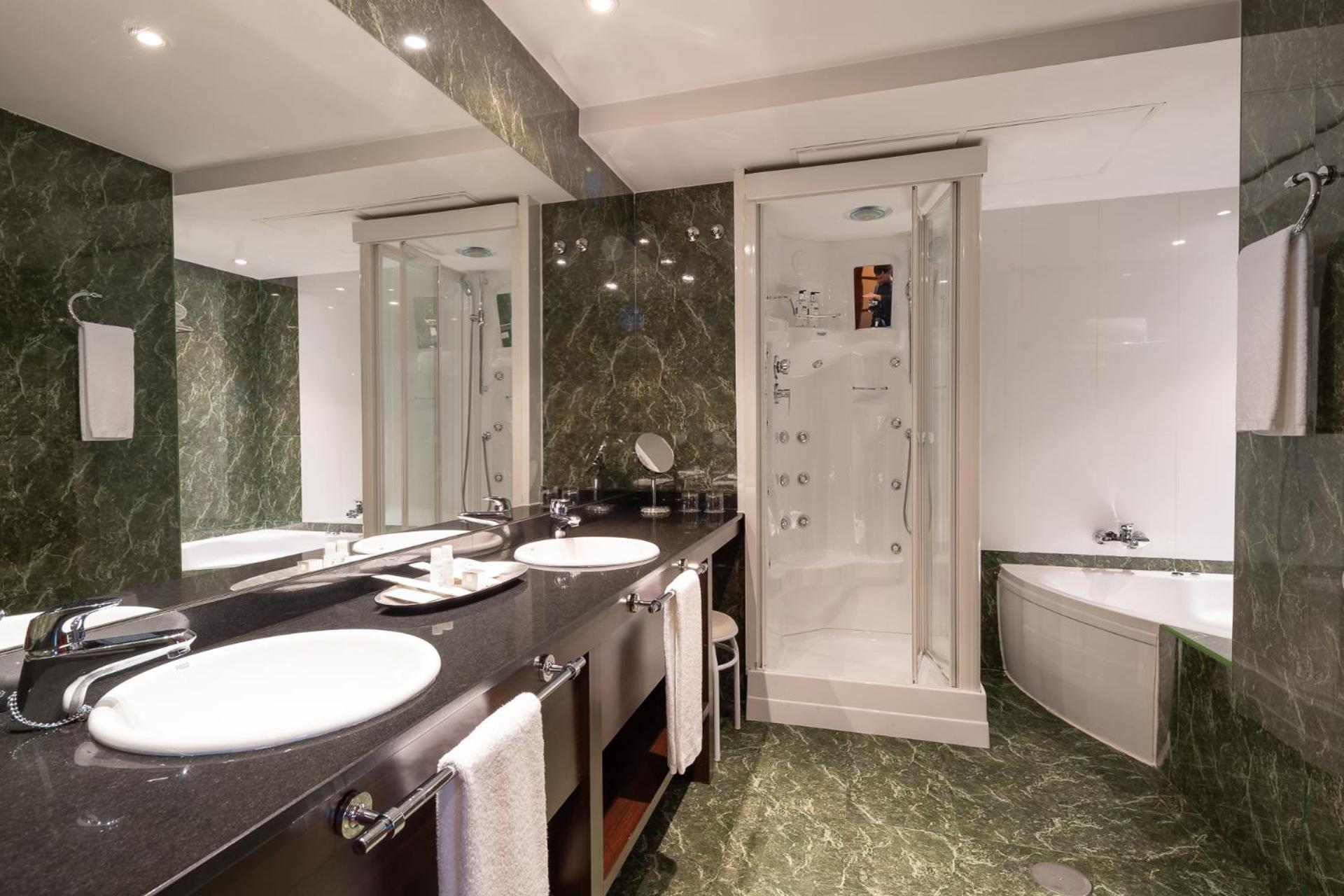 Junior Suite - Photo 5