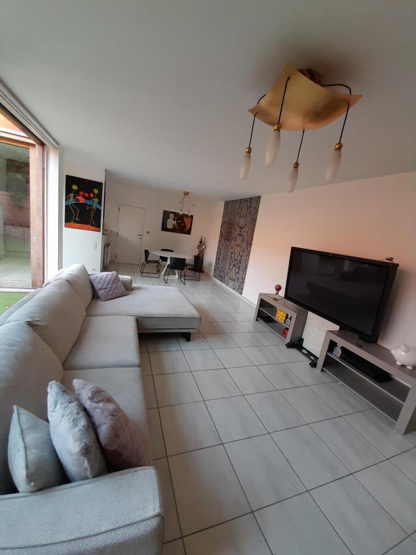 Three-Bedroom House photo 3