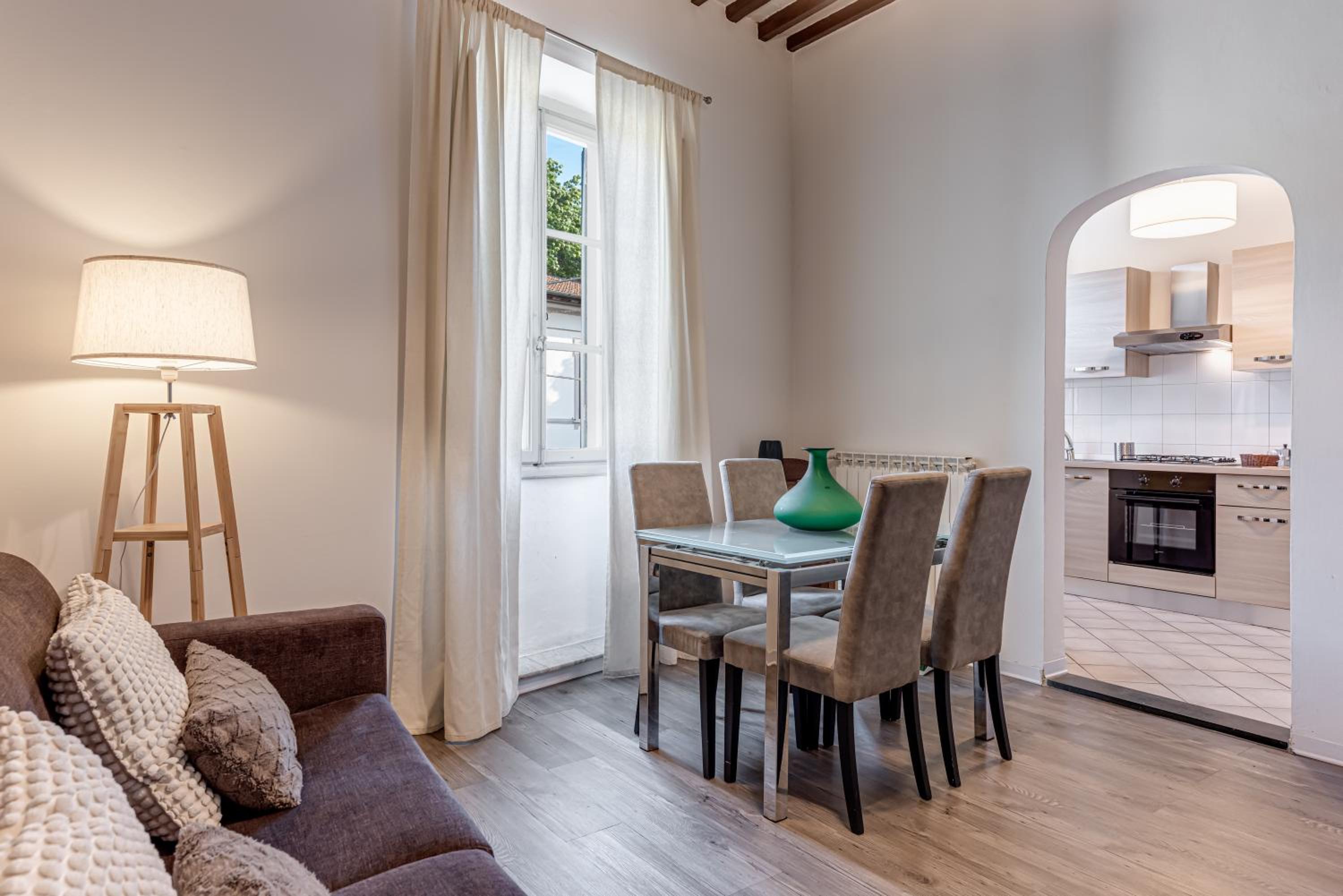 Superior One-Bedroom Apartment
