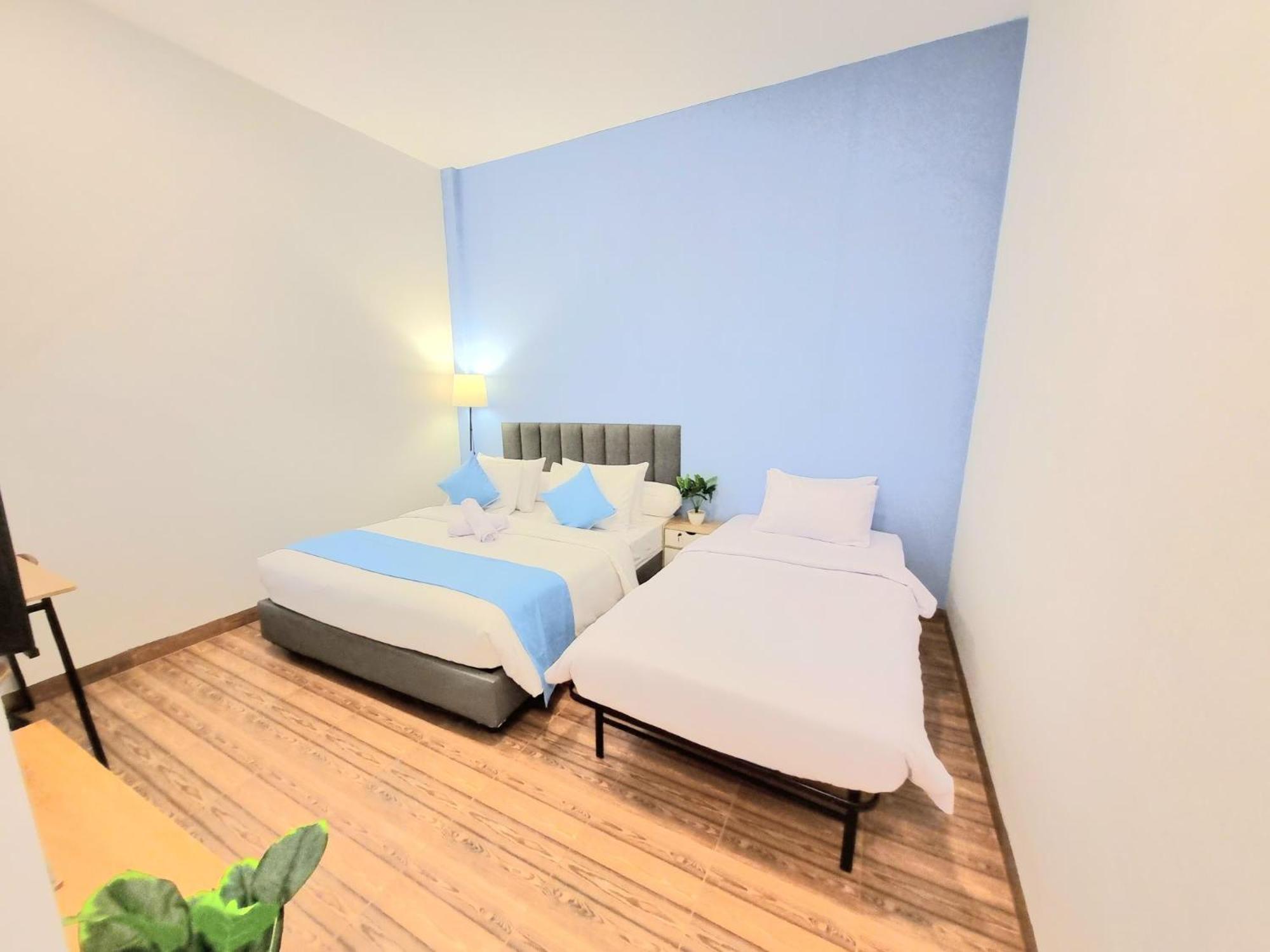 Triple Room with Private Bathroom photo 1