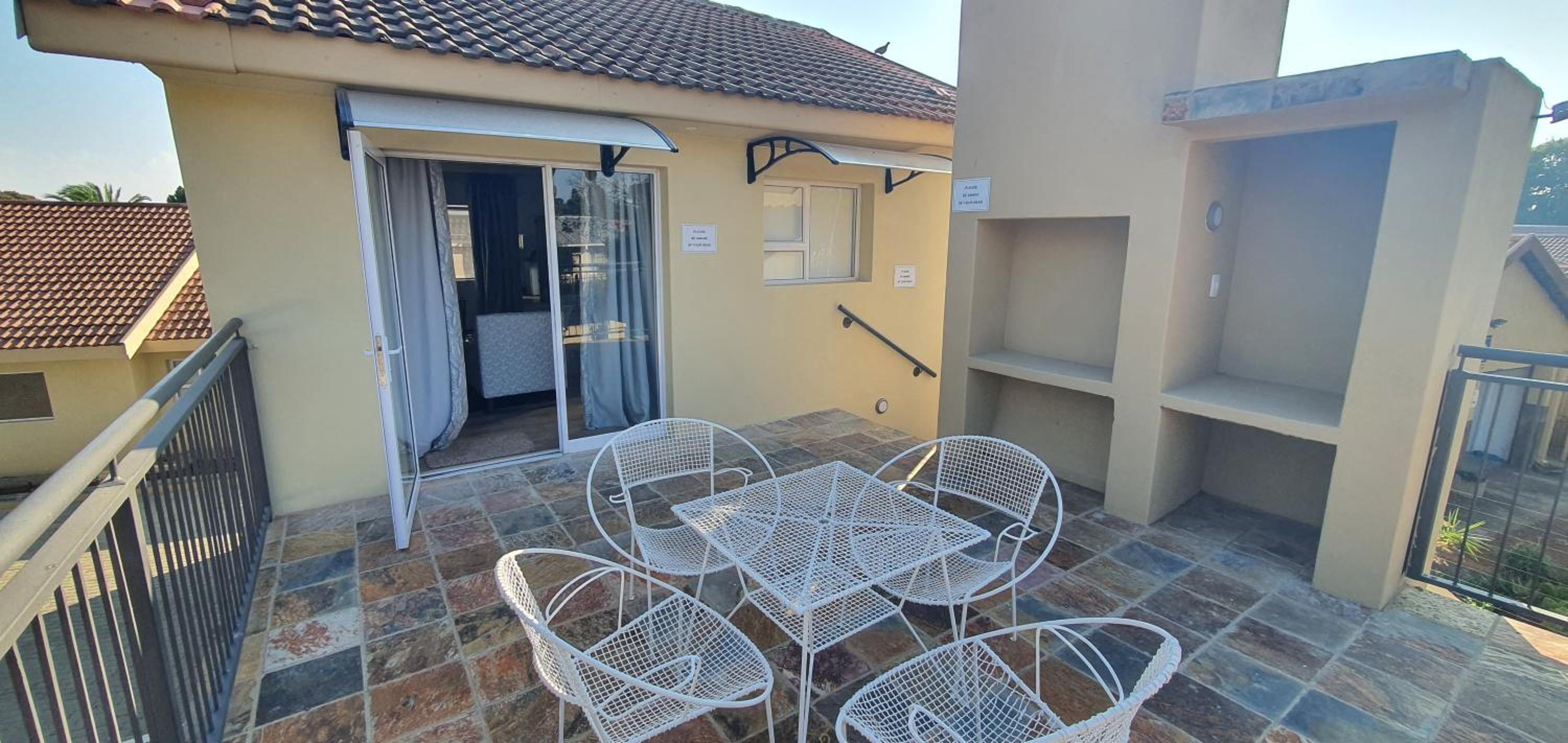 King Suite with Balcony - Photo 7