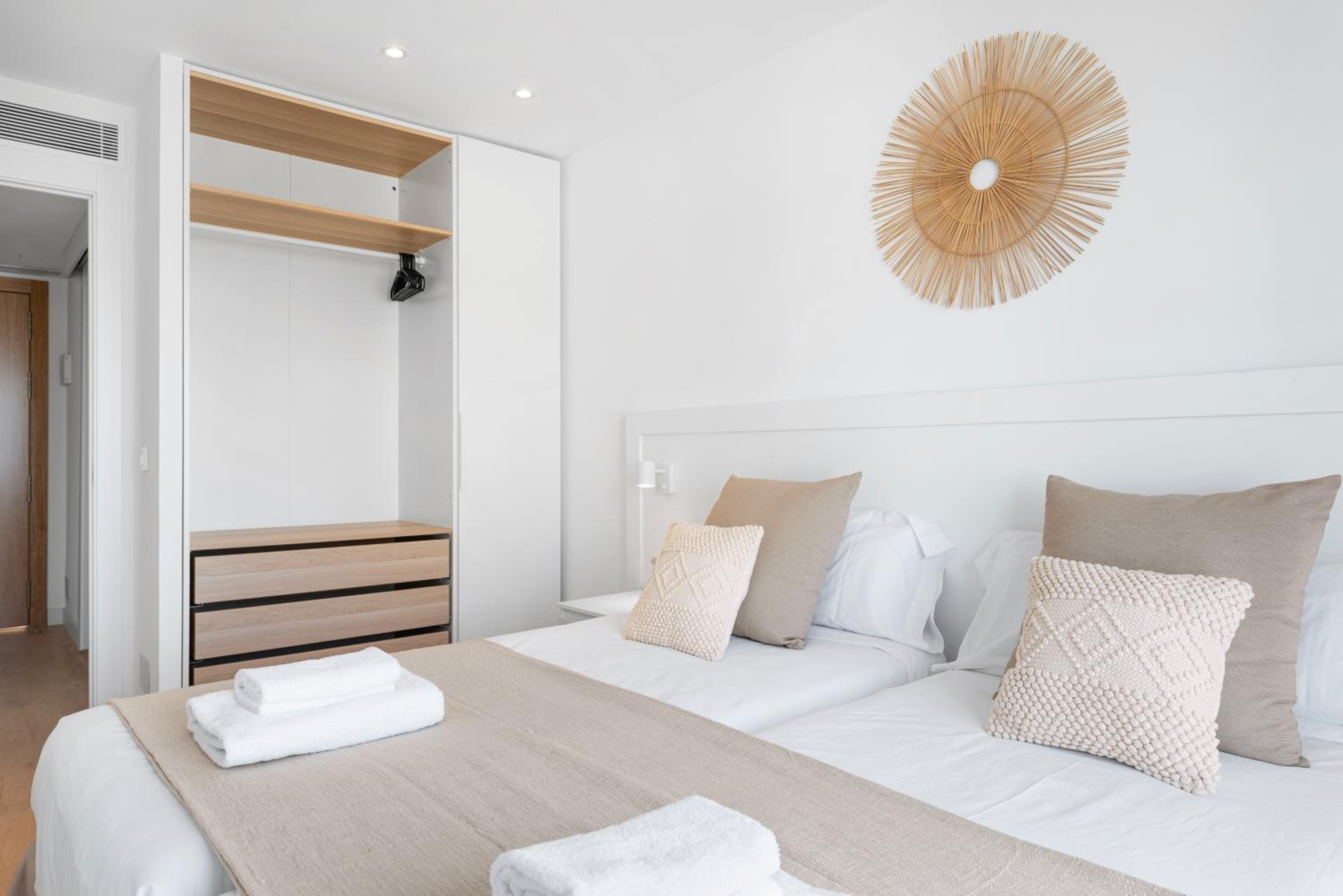 One-Bedroom Apartment with Balcony - Photo 8