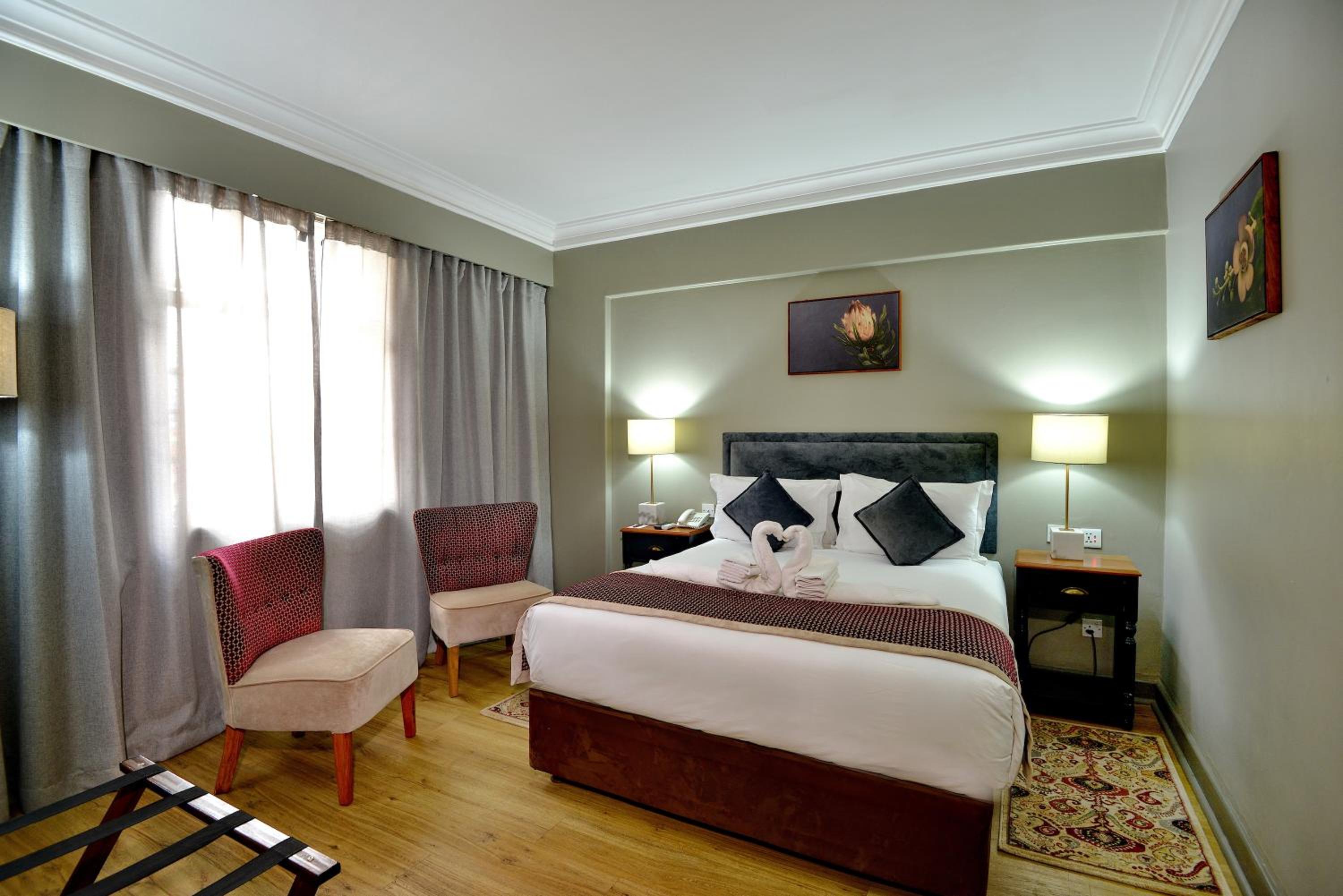 Executive Suite photo 1