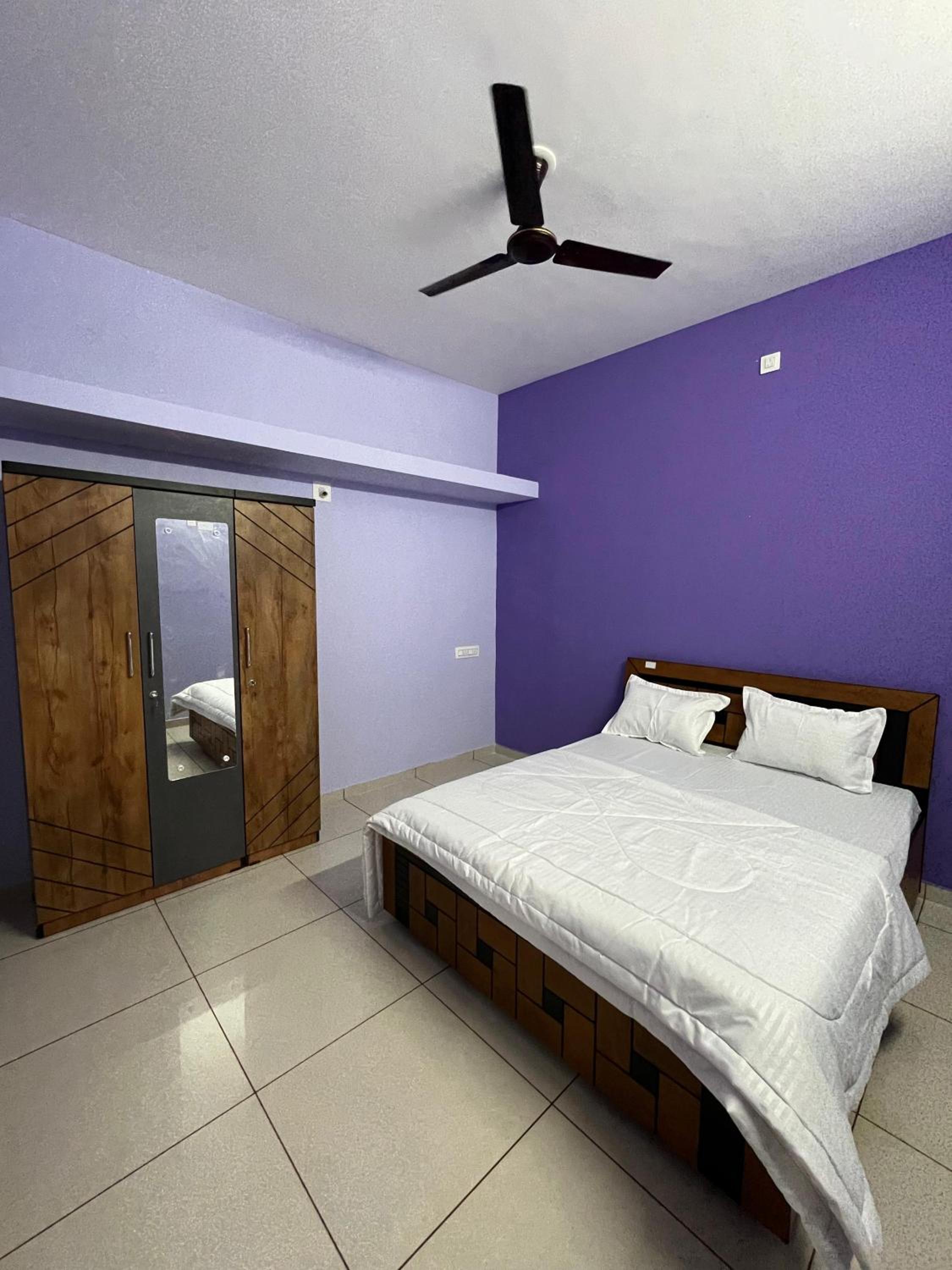 One-Bedroom House photo 1