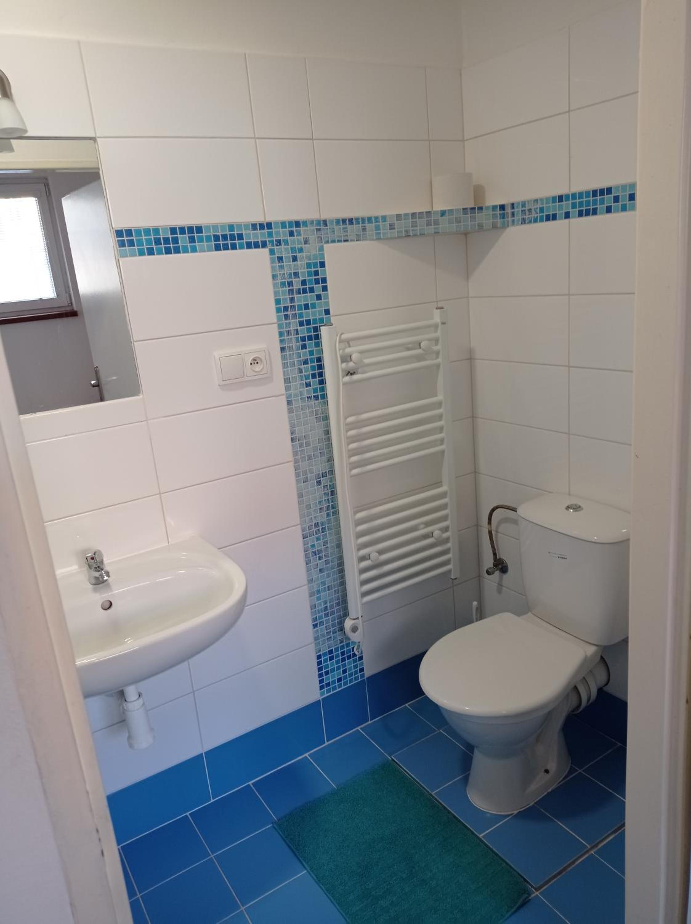 Standard Single Room with Shower photo 2