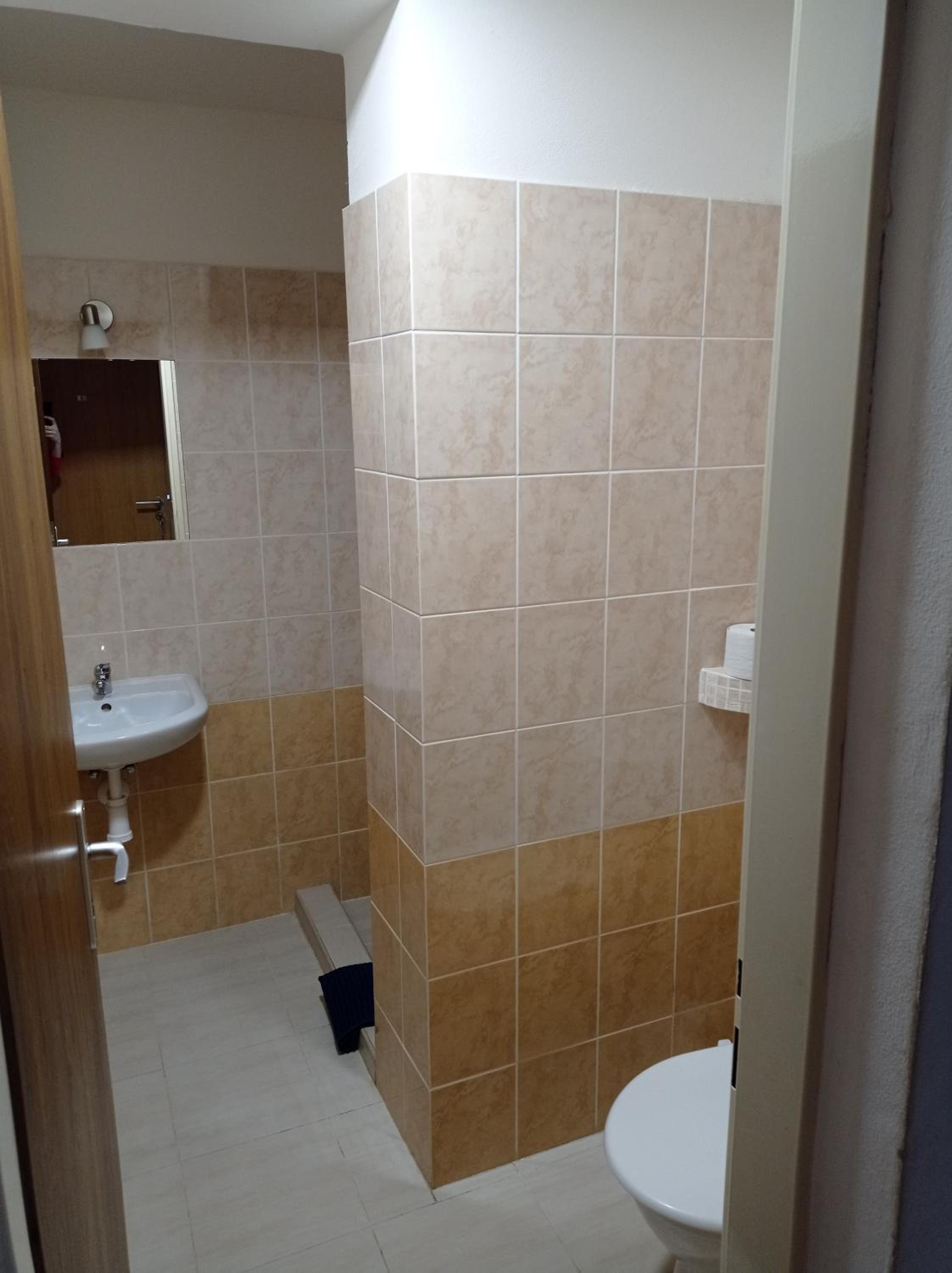 Standard Triple Room photo 2