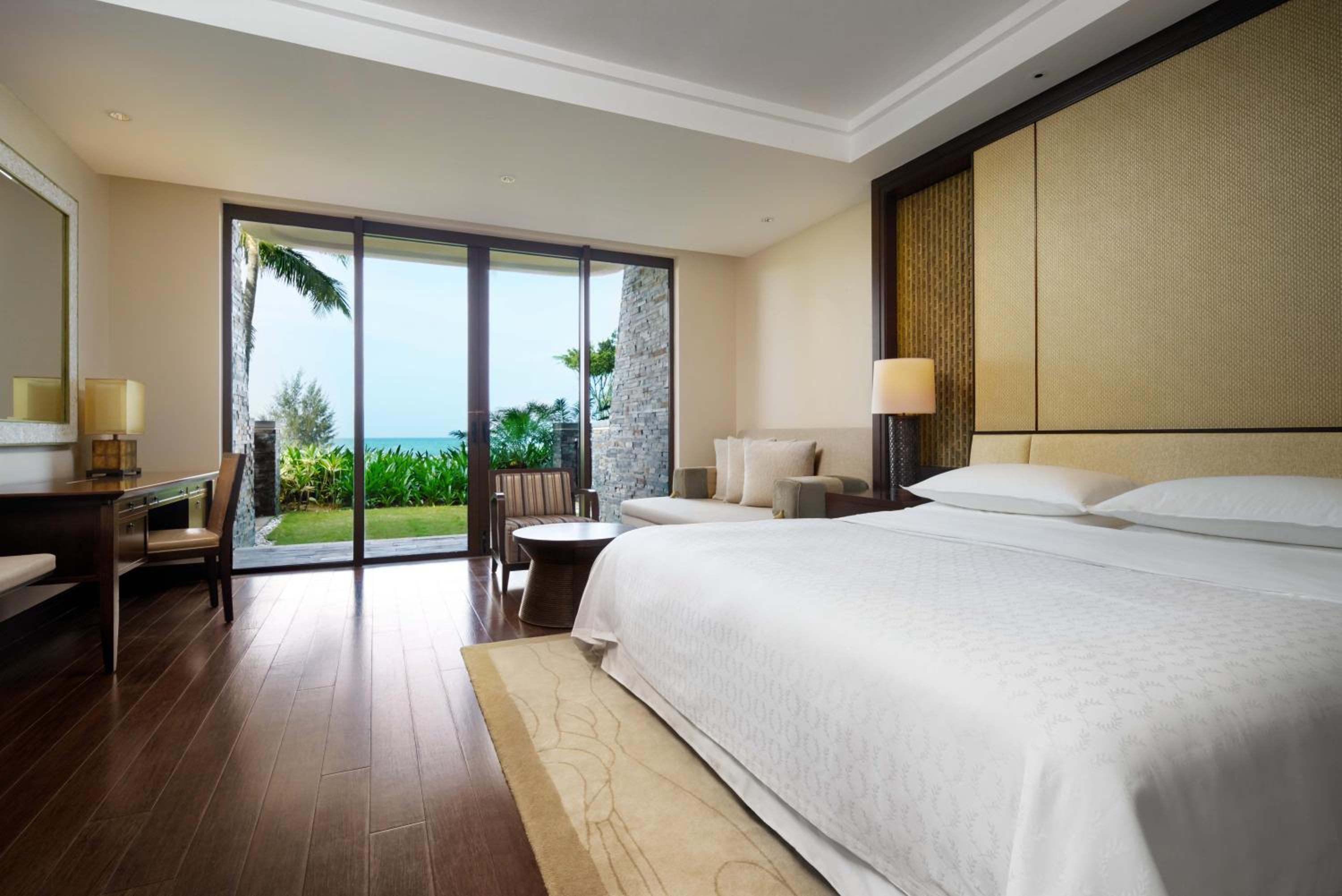 Garden View Room