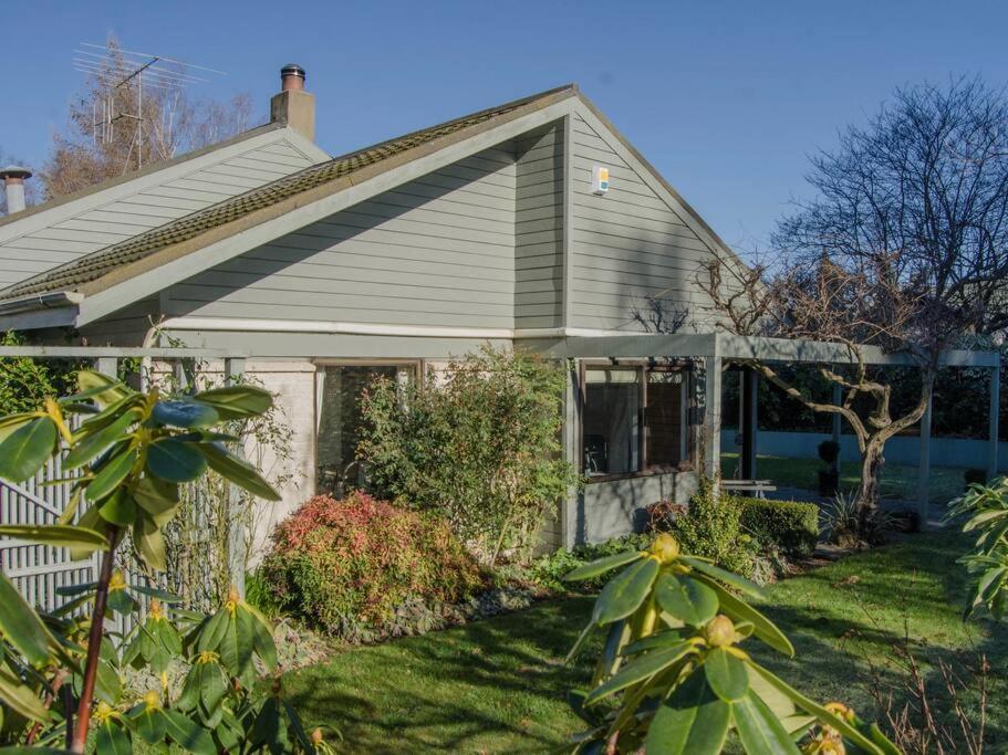 Four-Bedroom House photo 2