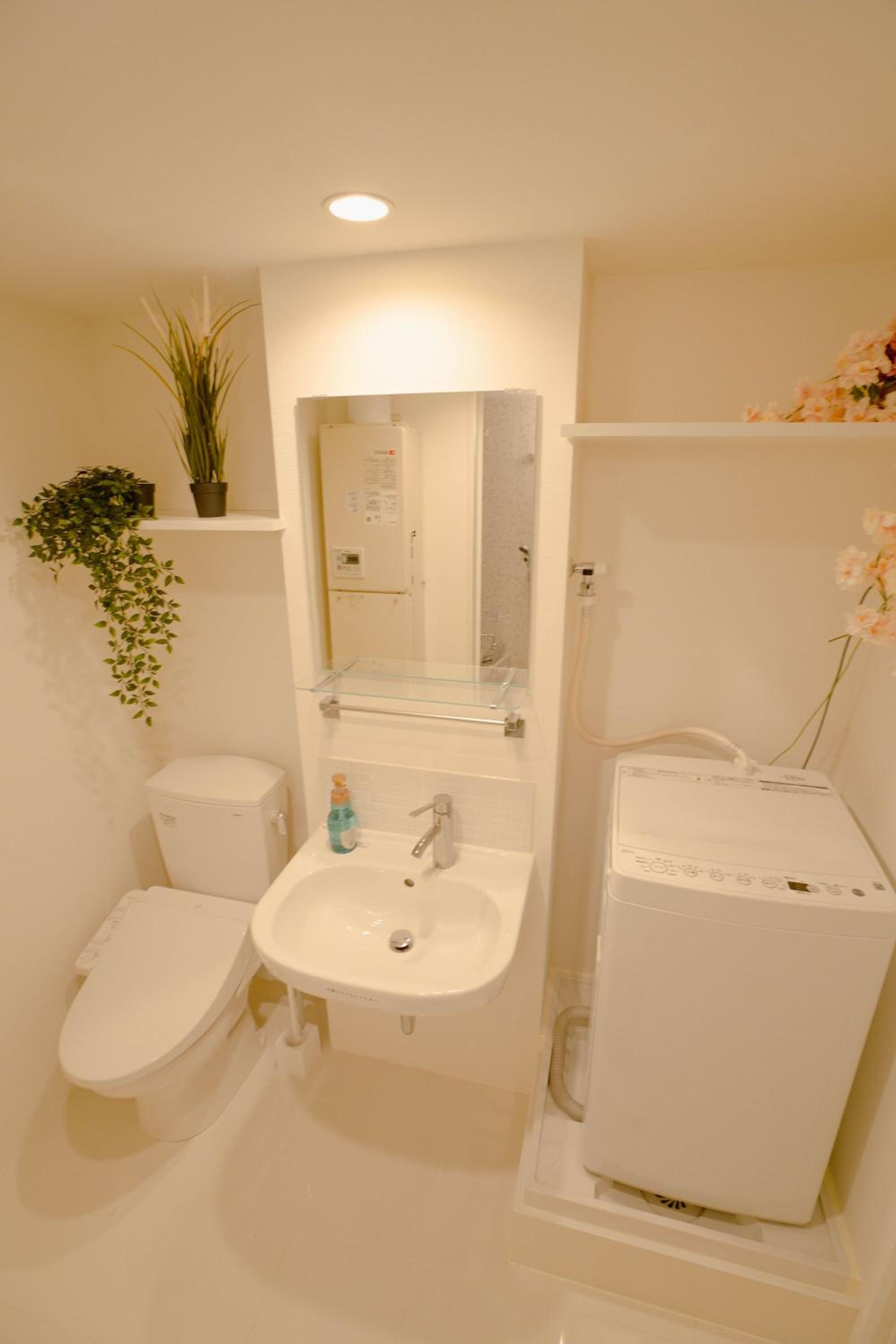 One-Bedroom Apartment photo 2