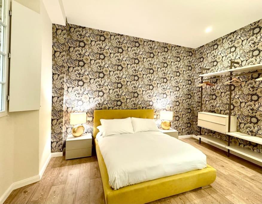 One-Bedroom Deluxe Apartment
