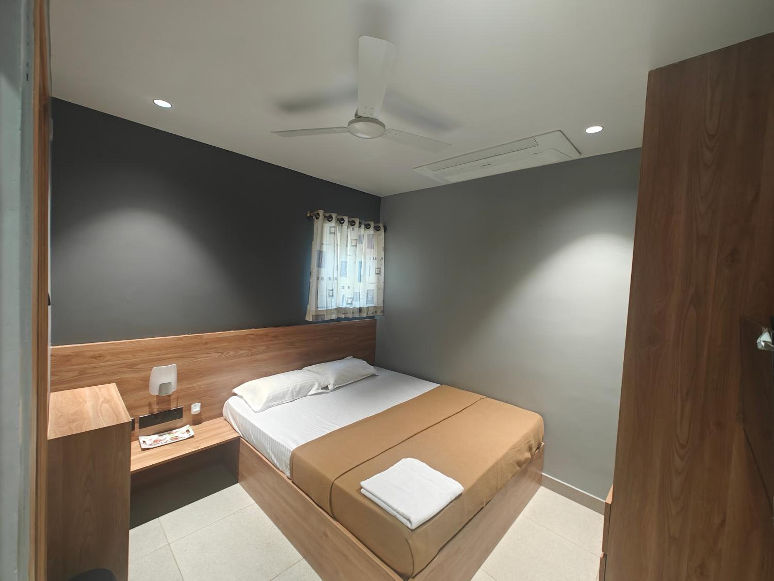 Double Room with Private Bathroom photo 1