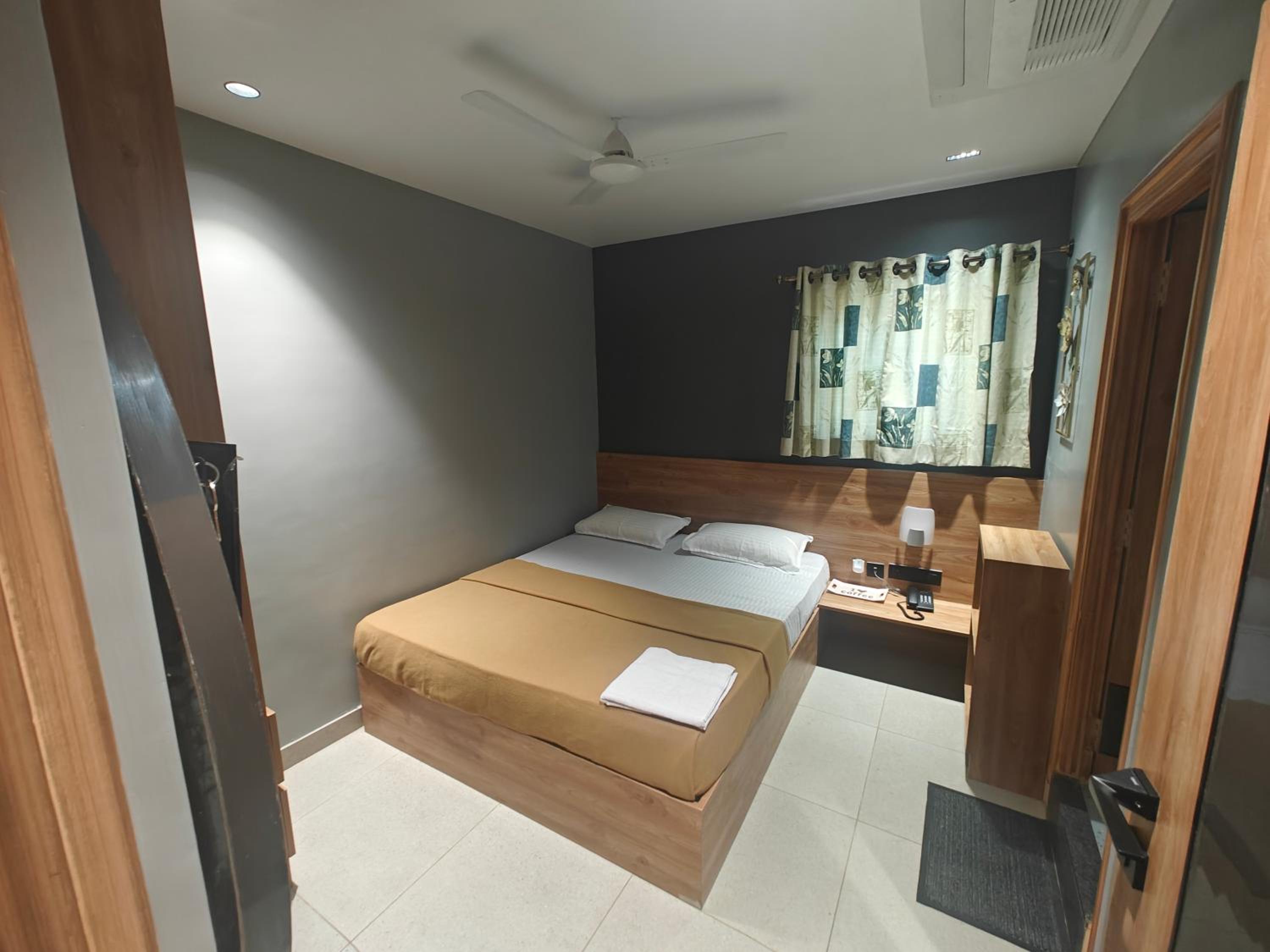 Double Room with Private Bathroom photo 3