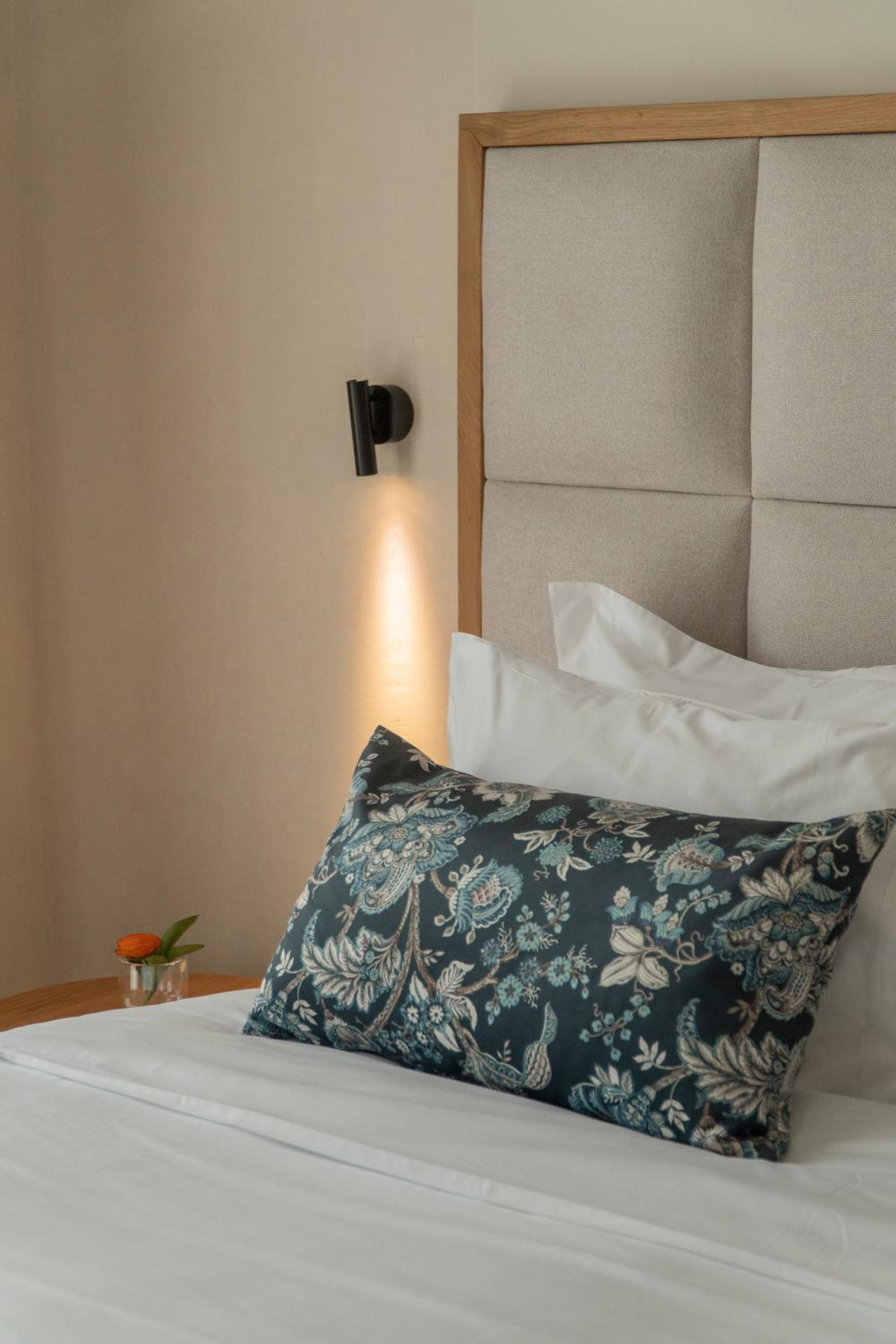 Deluxe Suite with Sea View photo 1