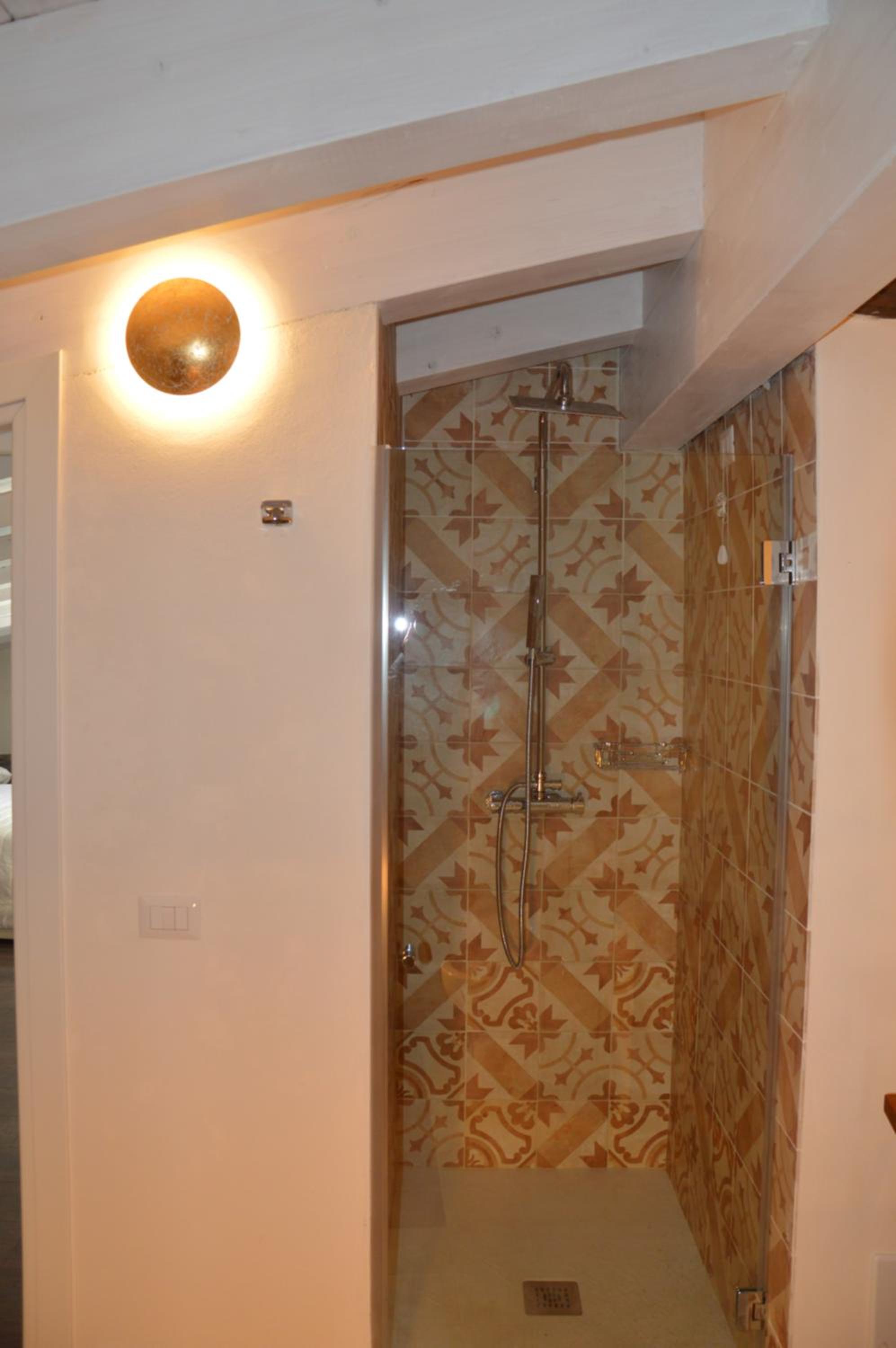 Family Room with Private Bathroom photo 3