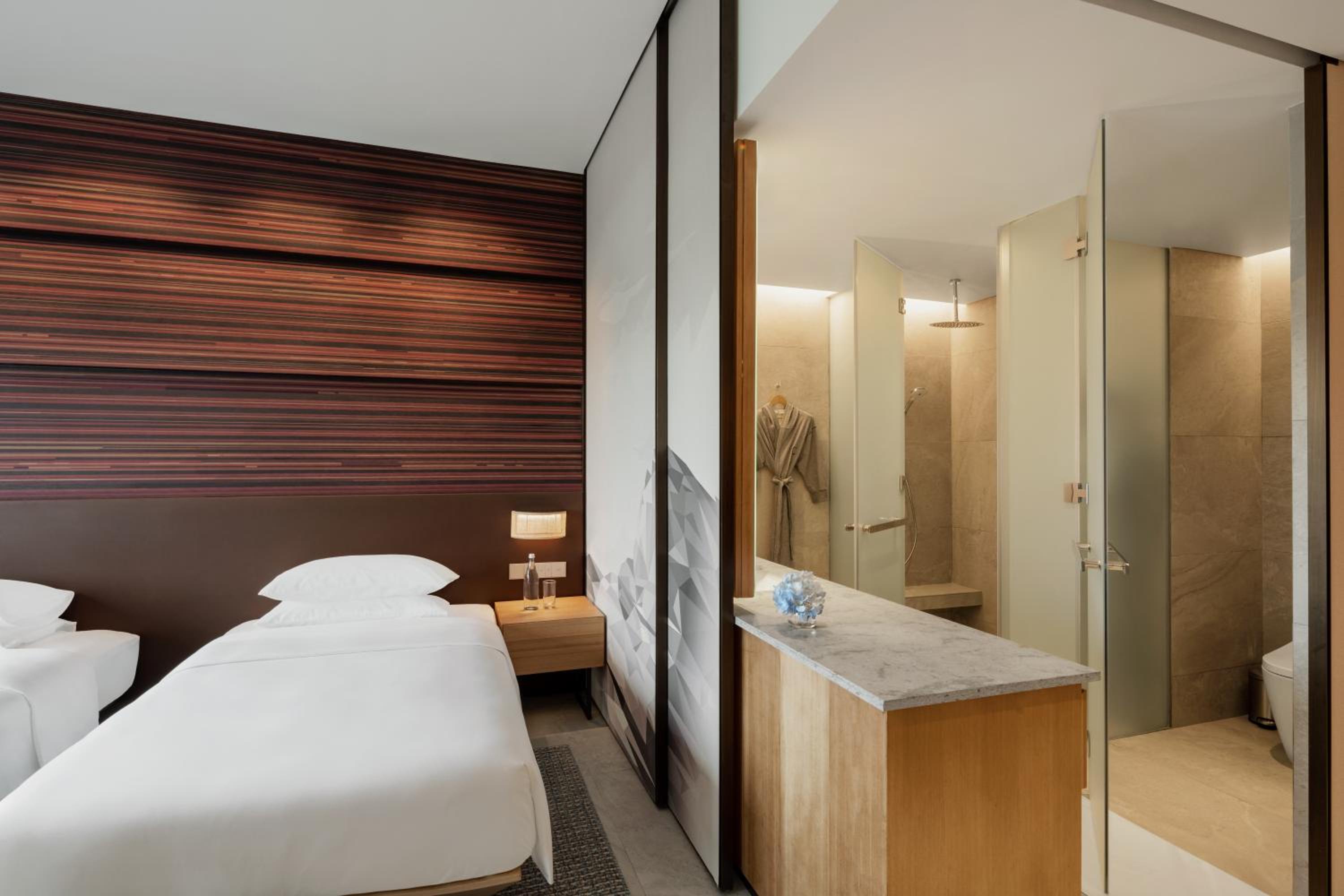 Twin Room - Photo 5