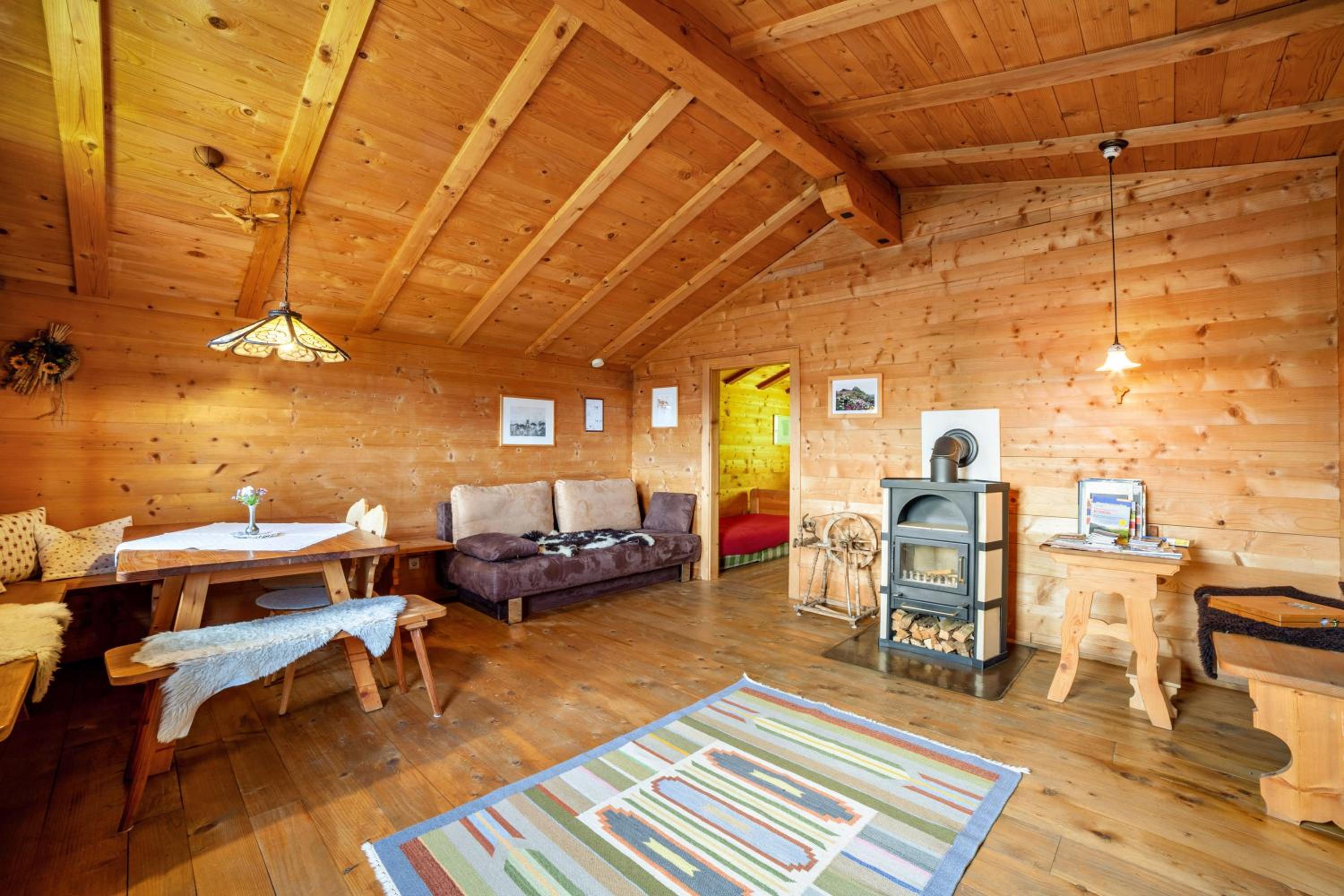 Two-Bedroom Deluxe Apartment with Balcony