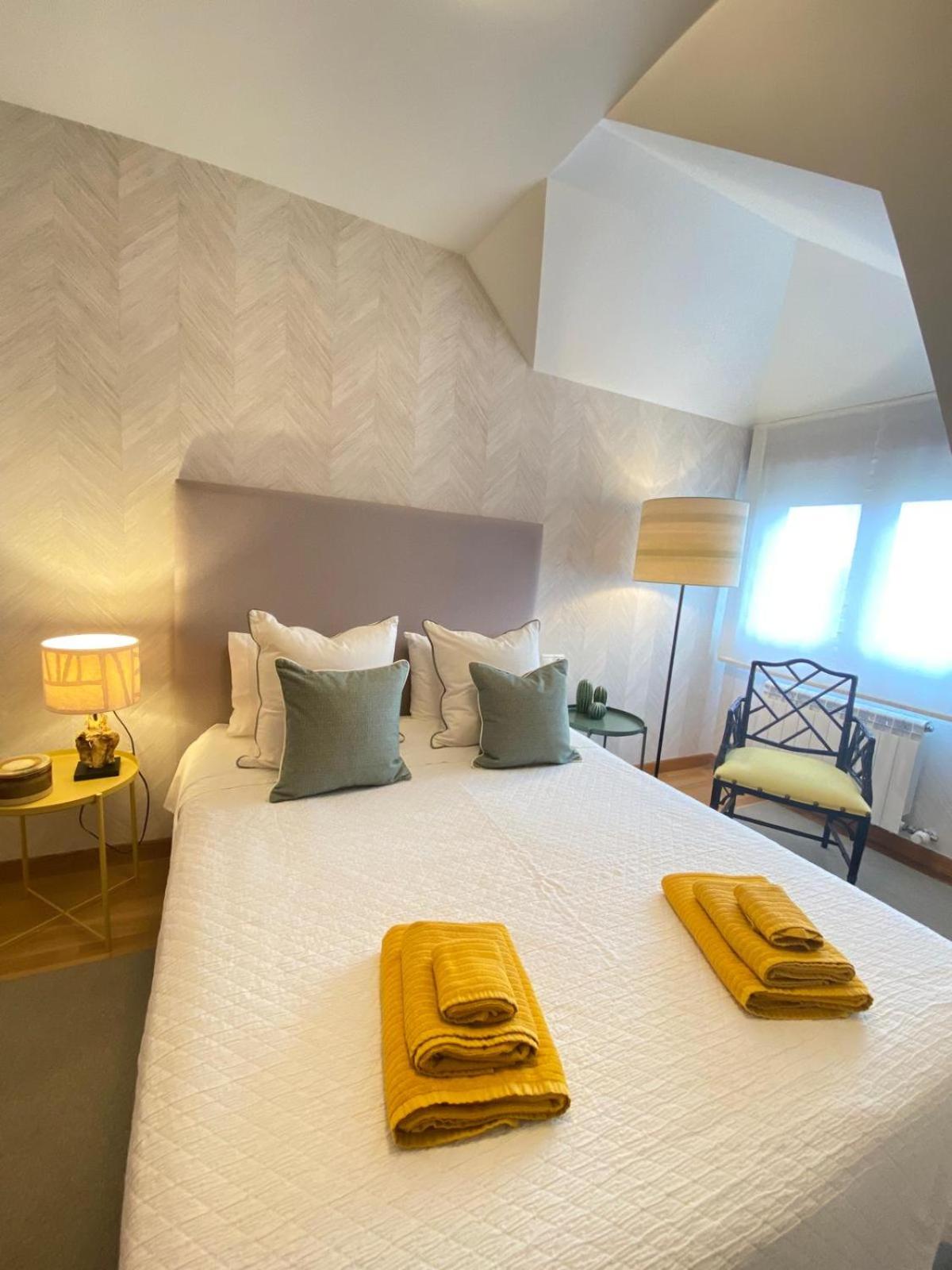 Three-Bedroom Apartment - Photo 7
