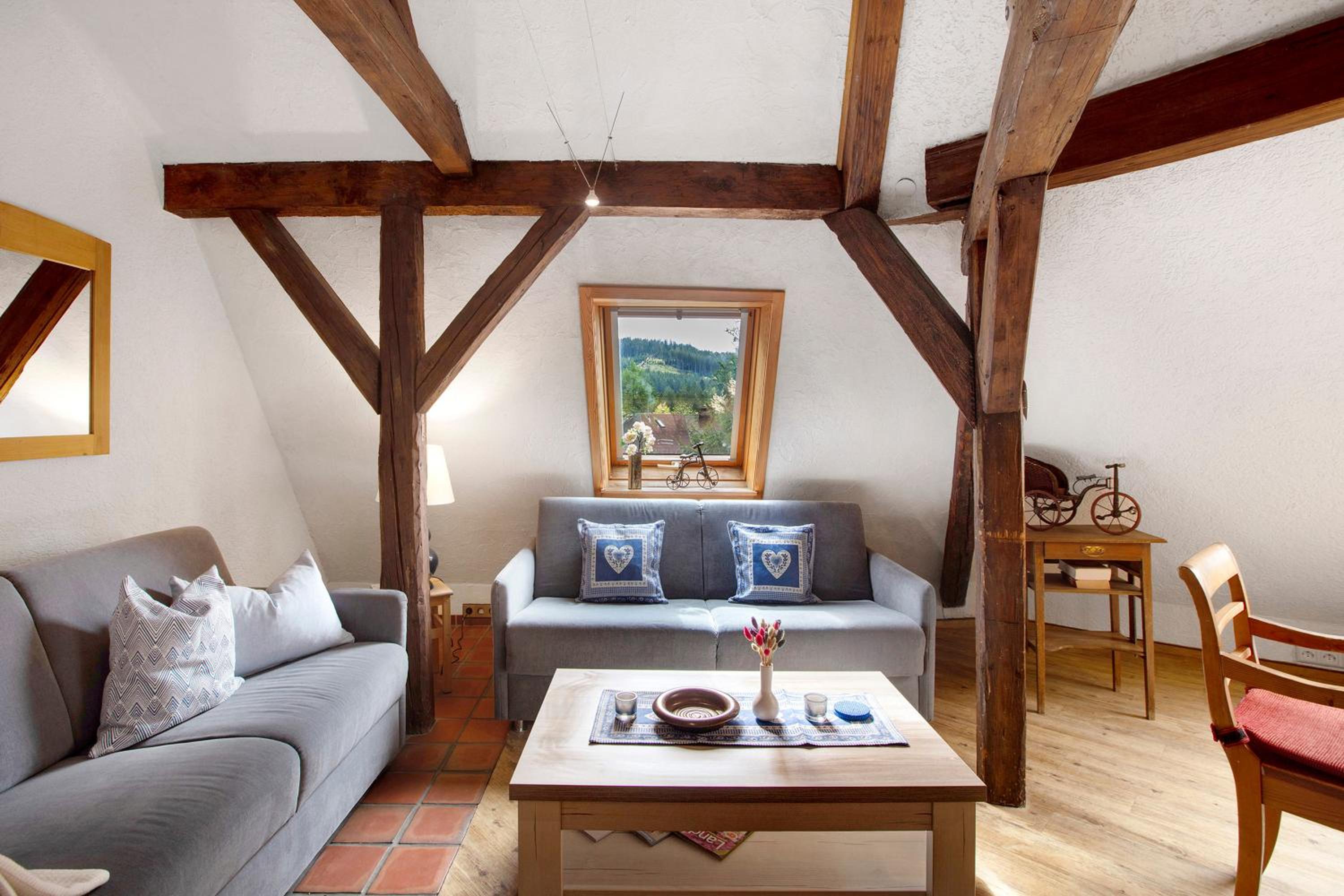 Two-Bedroom Deluxe Apartment with Garden View