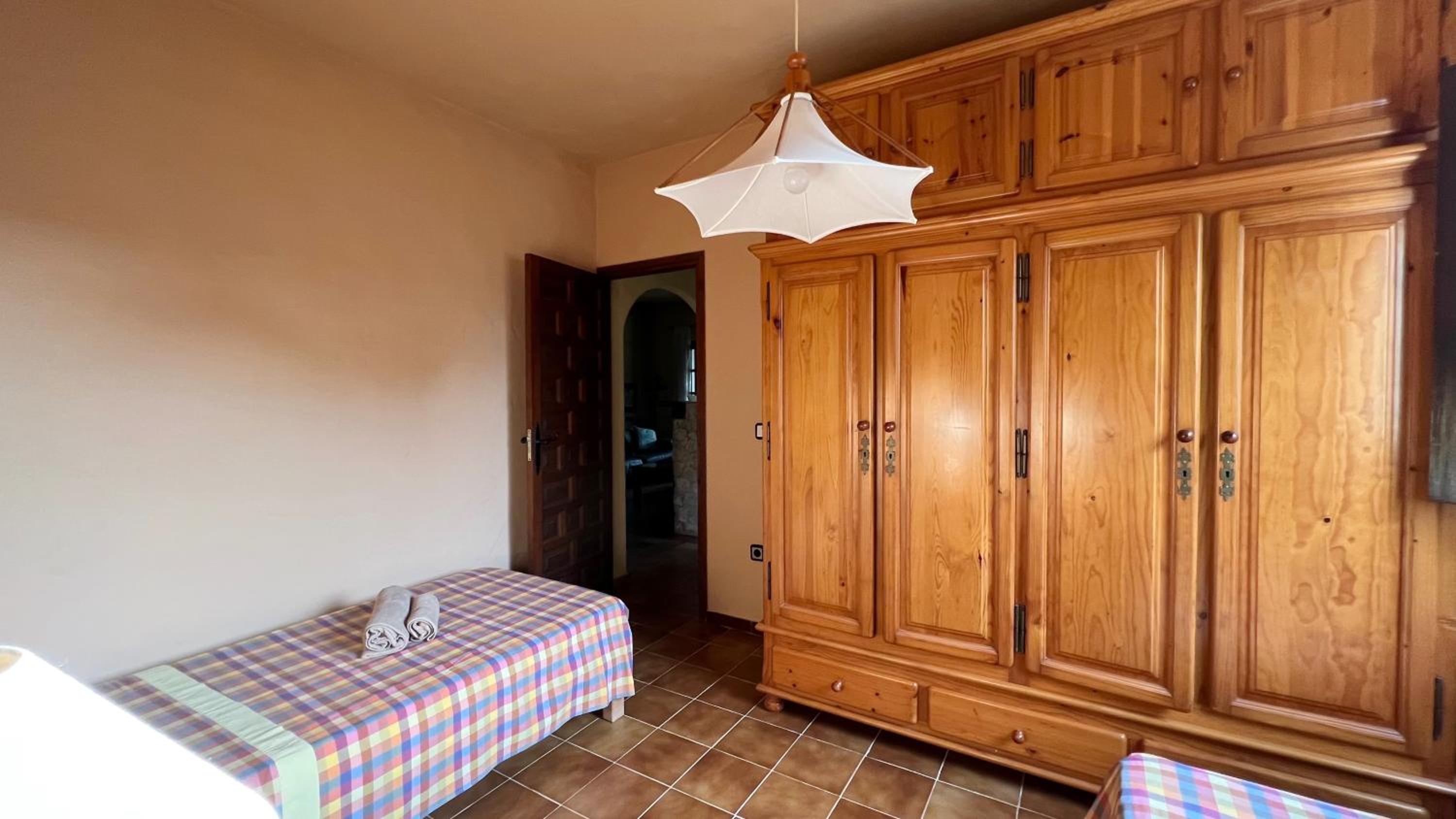 Casa de cuatro habitaciones