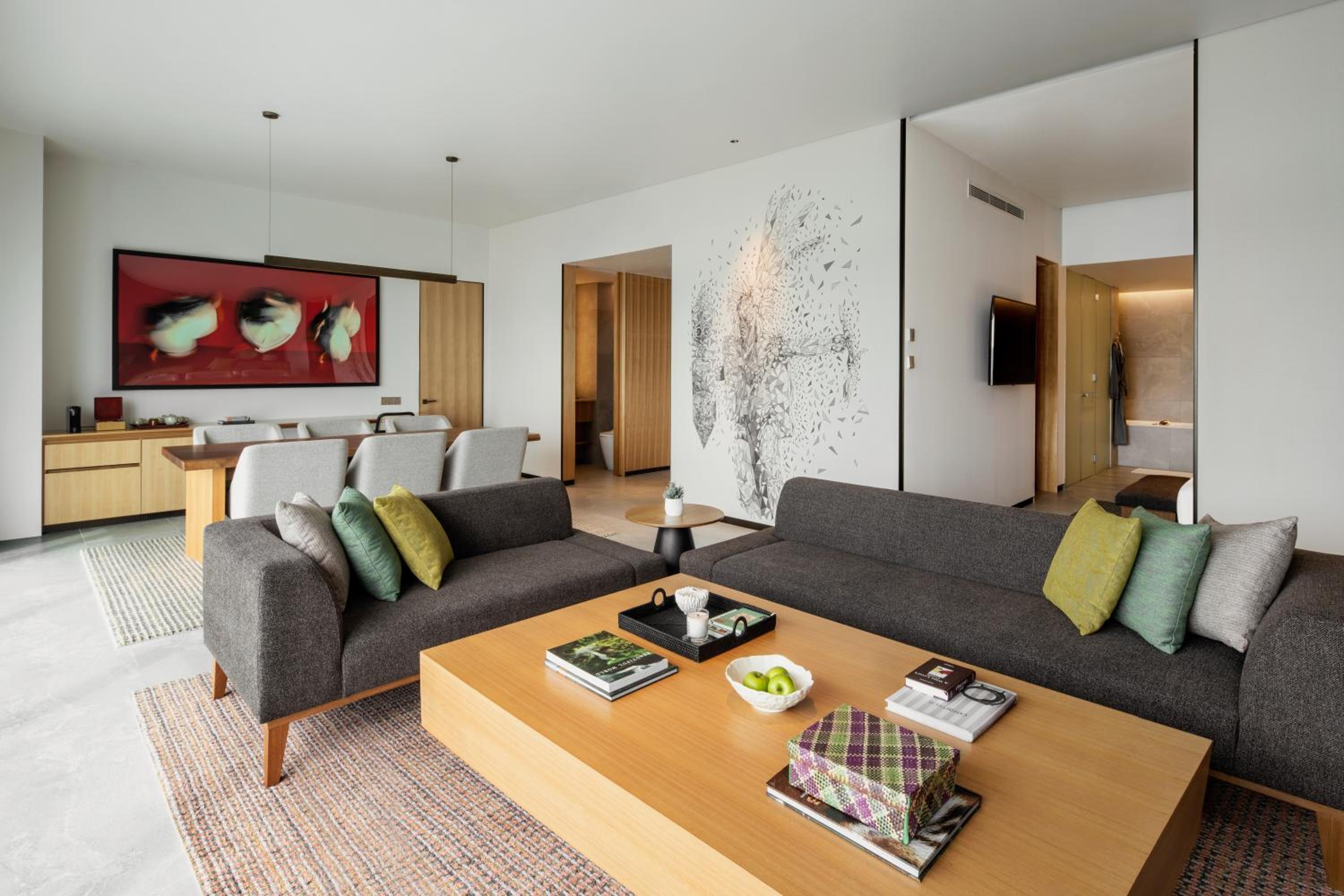 King Suite - Photo 4